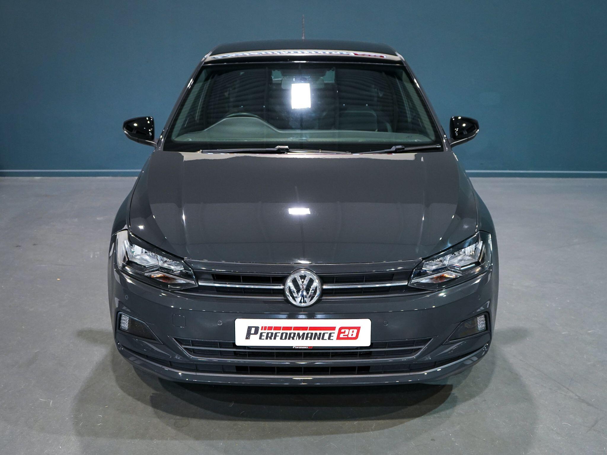 Volkswagen Polo view 3