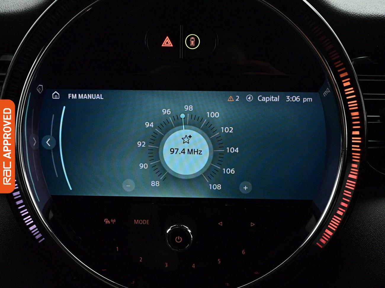 Mini Hatch view 17
