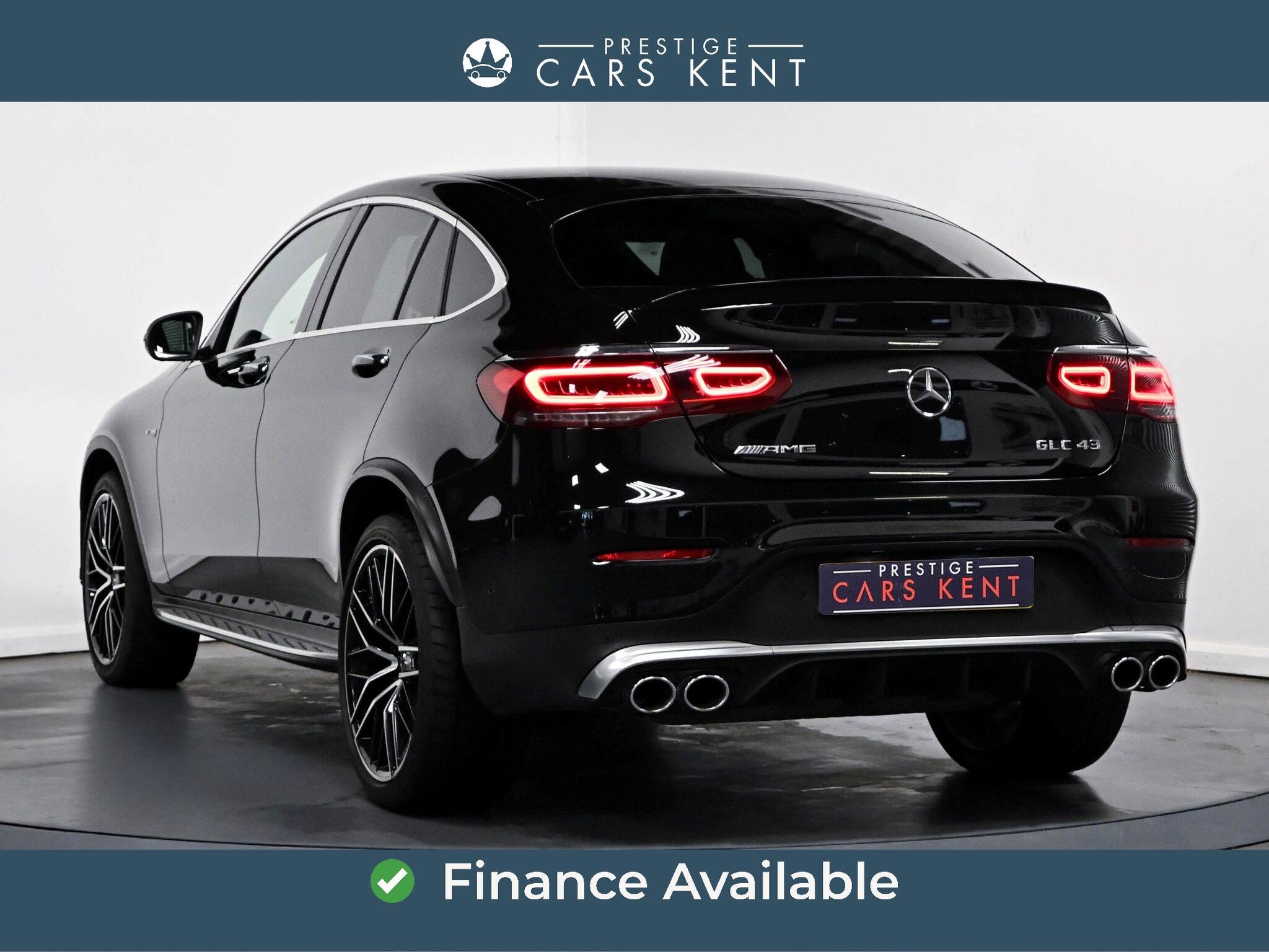 Mercedes-Benz GLC view 3