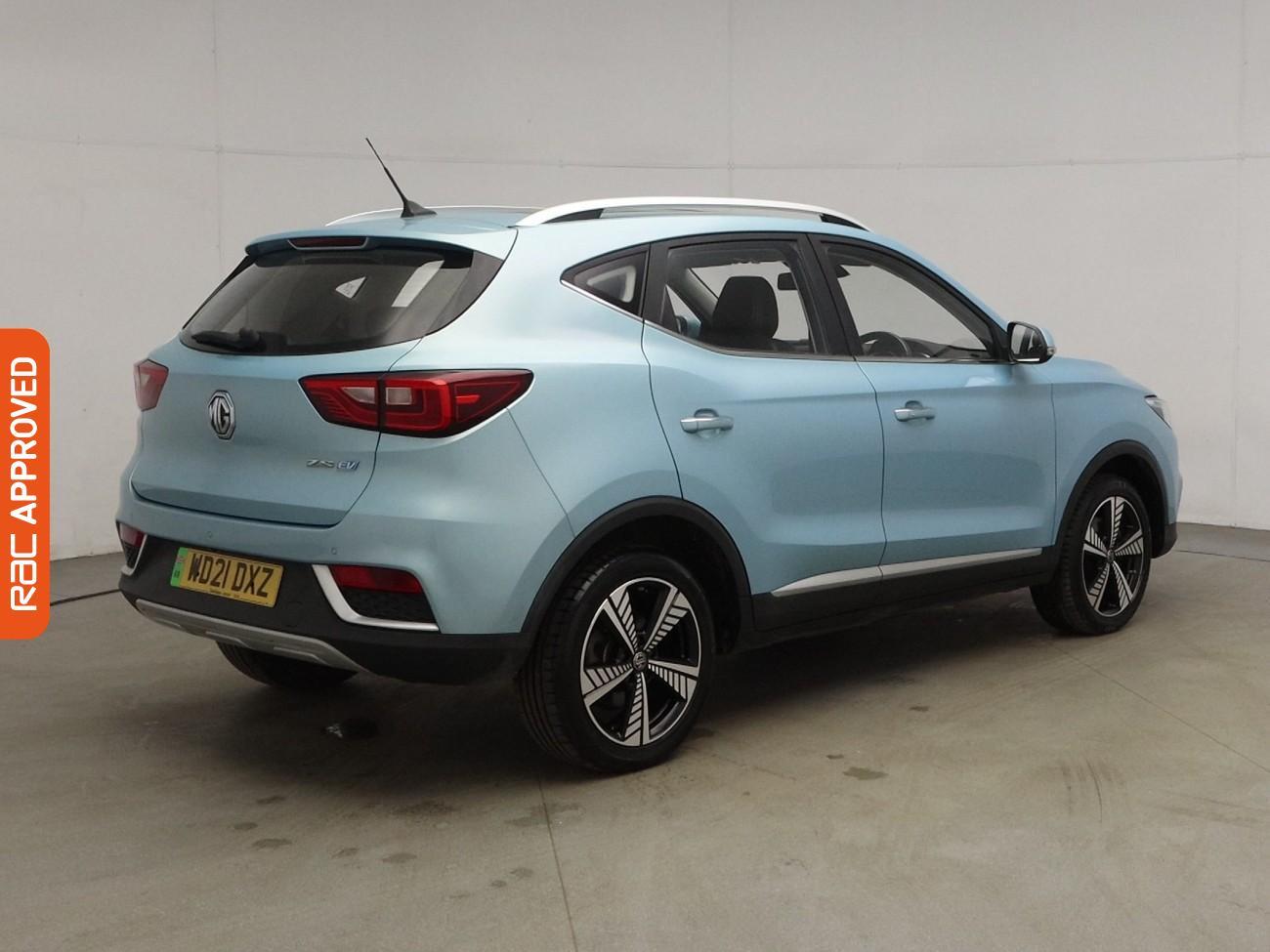 MG ZS view 35
