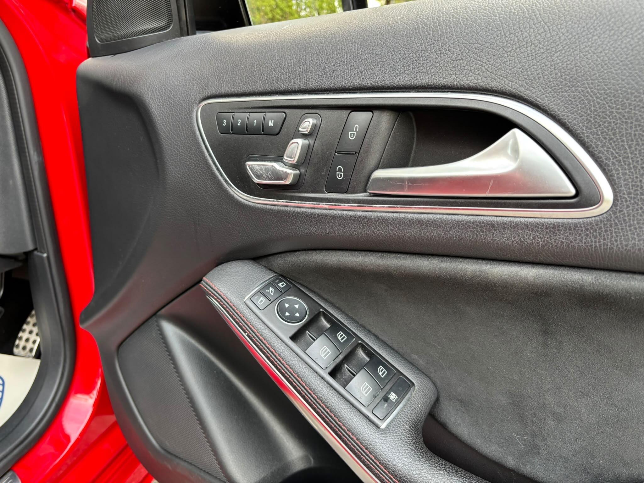 Mercedes-Benz A-Class view 27