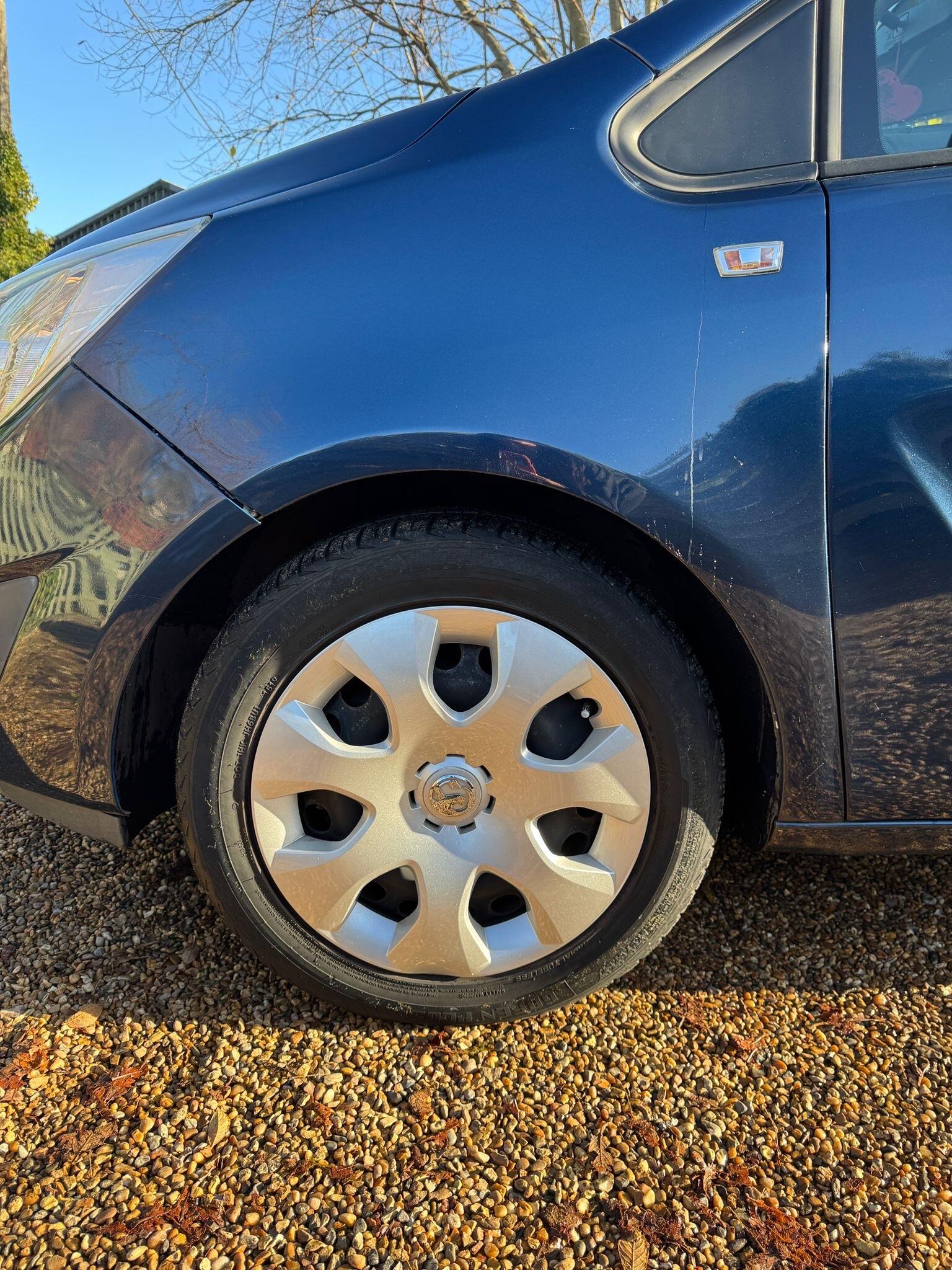 2011 Vauxhall Meriva 1.4T 16V Exclusiv Euro 5 5dr • 70,000 miles image 6