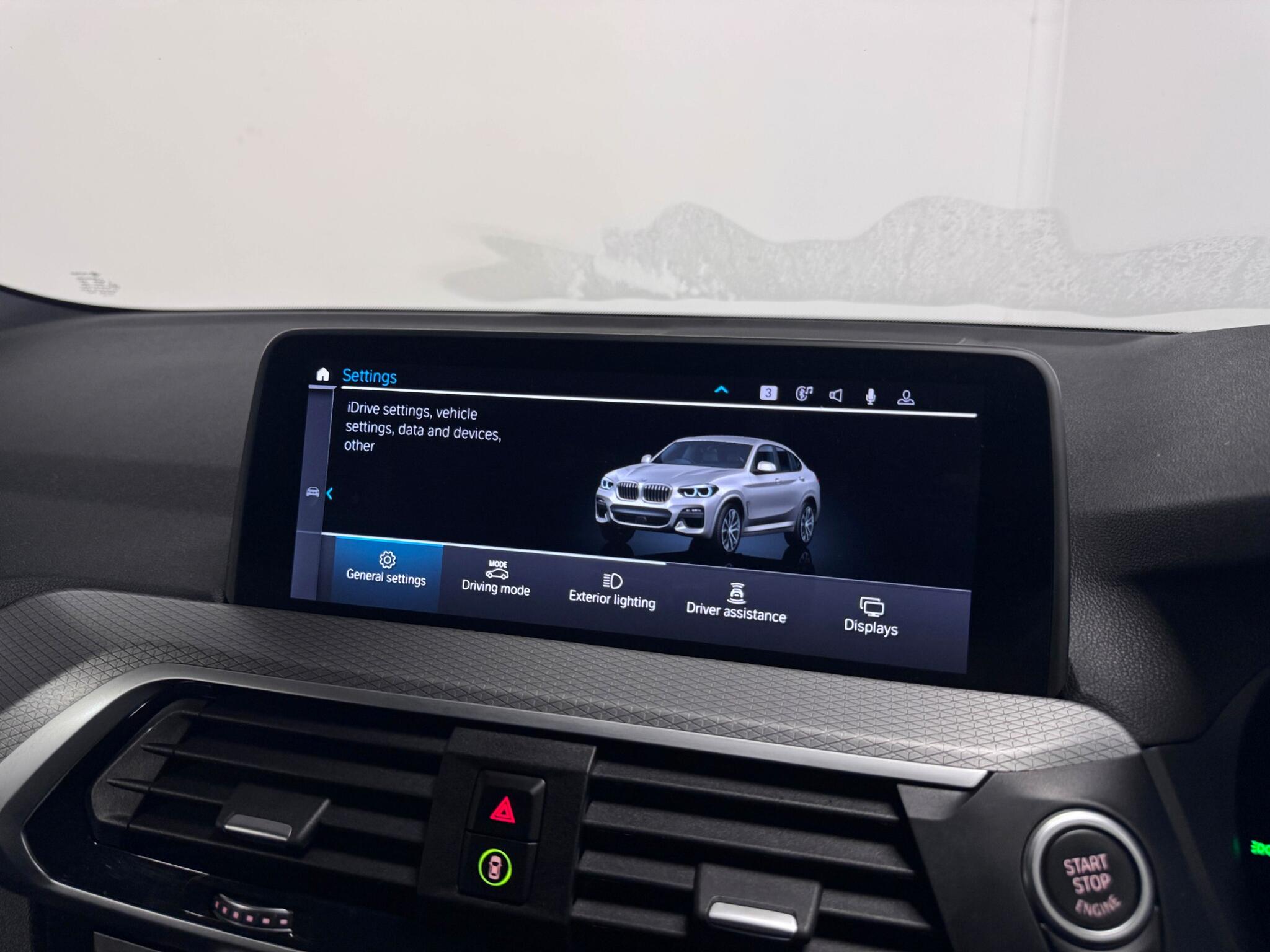 BMW X4 view 52