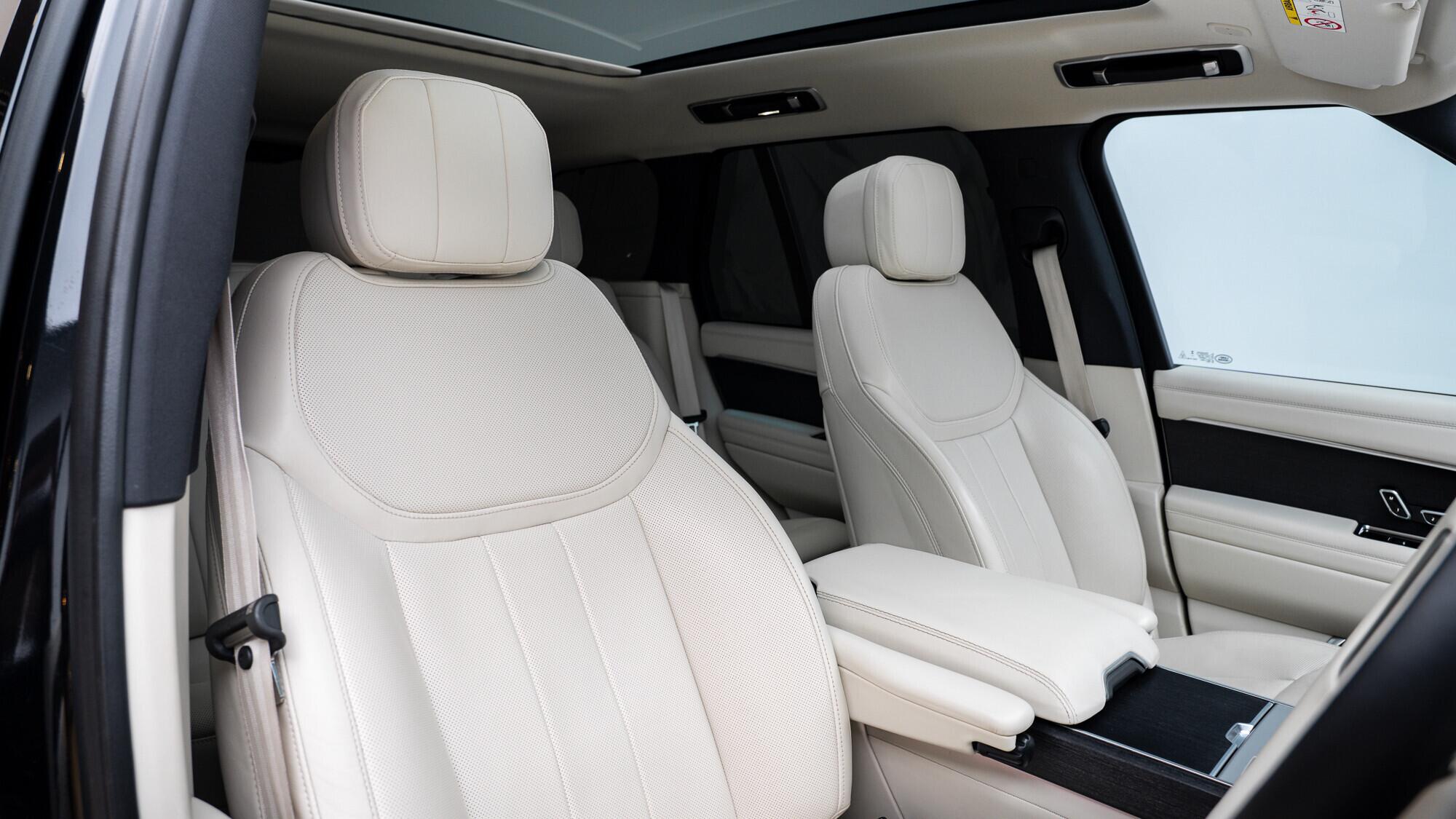 Land Rover Range Rover view 6