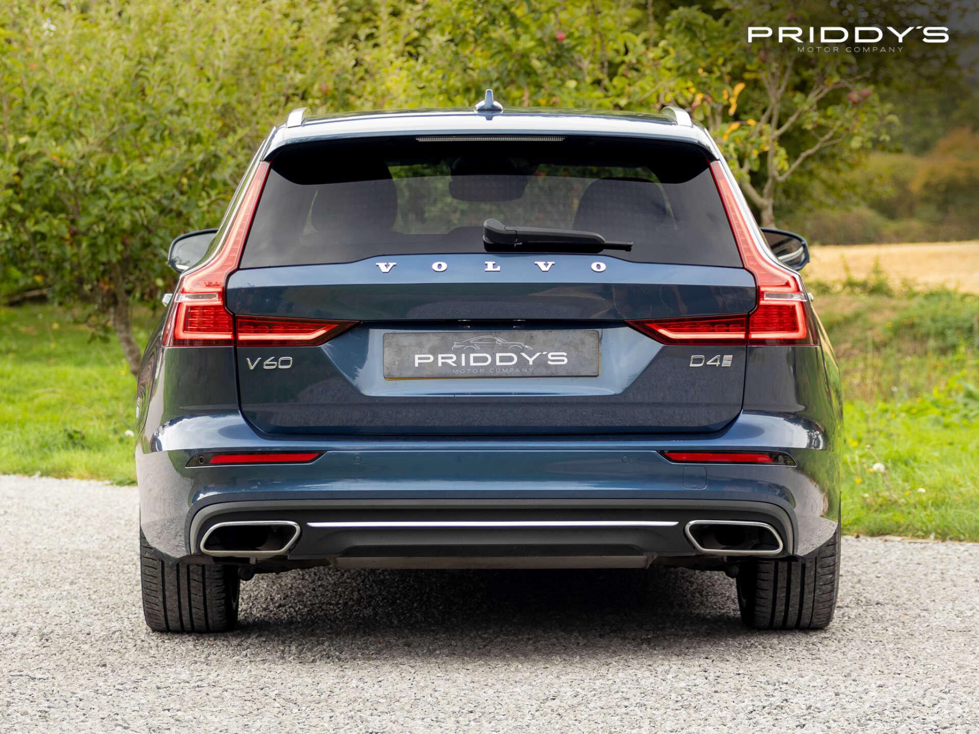 Volvo V60 view 5