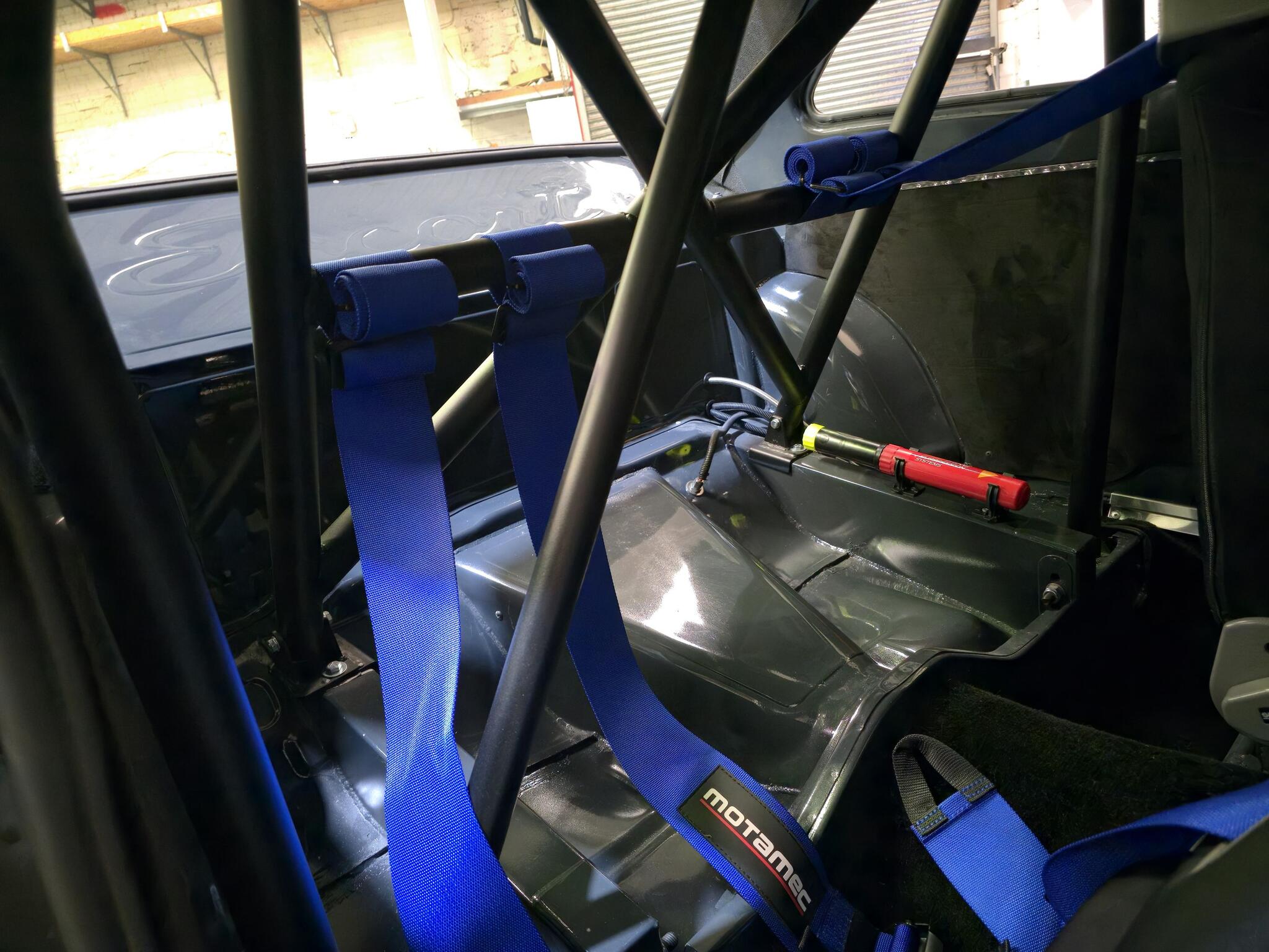 Ford Escort view 24