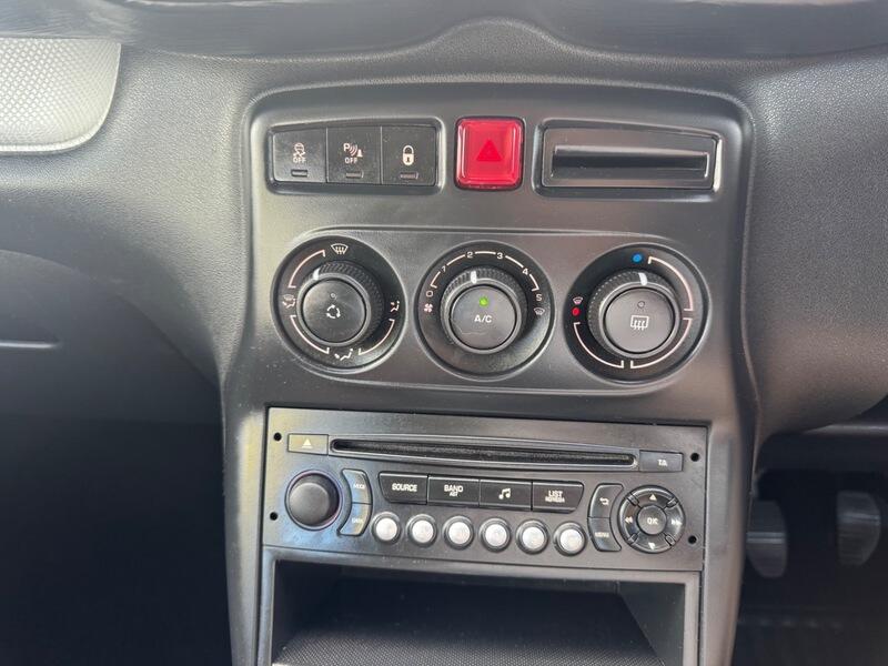 Citroen C3 Picasso view 24