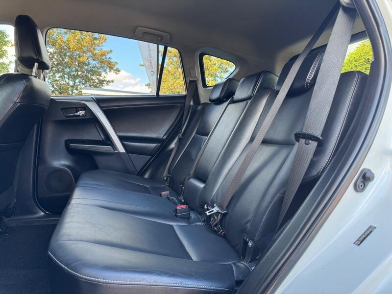 Toyota Rav4 view 19