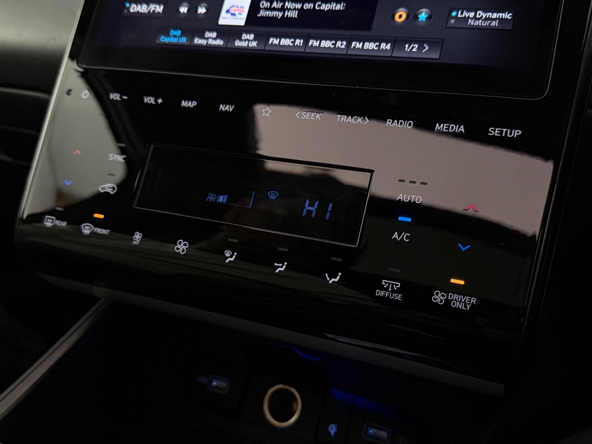 Hyundai Tucson view 26