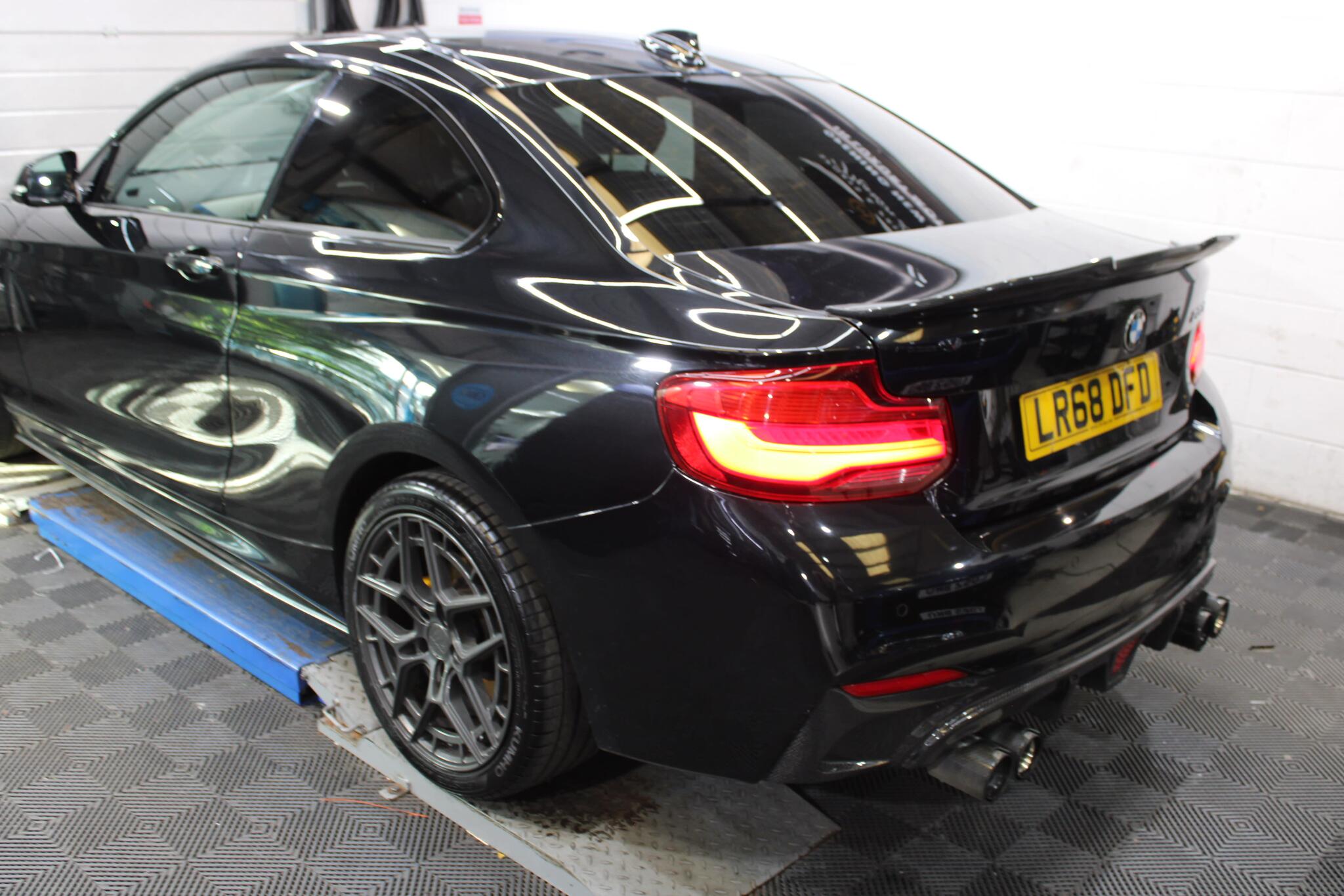BMW 2 Series view 29