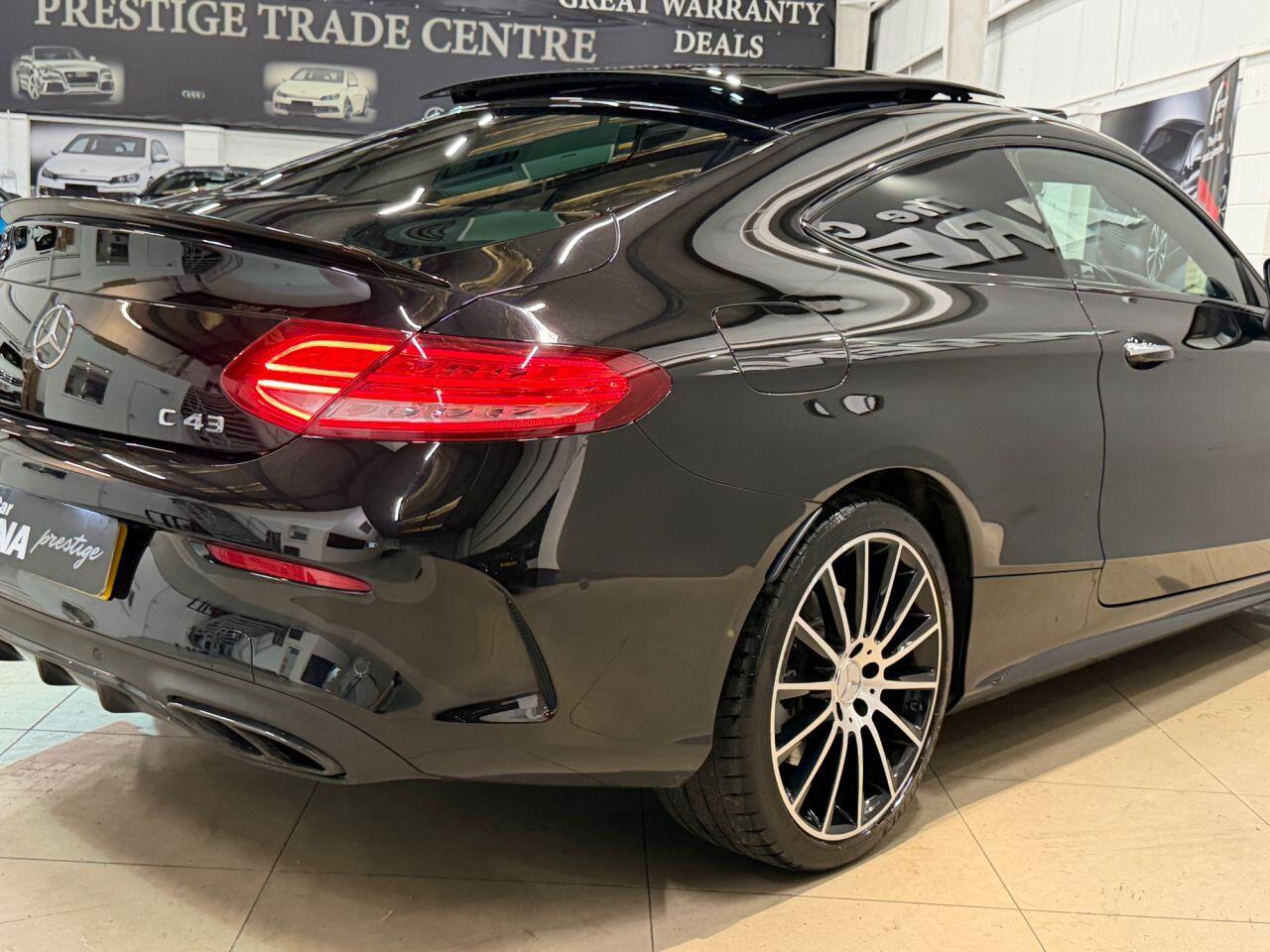 Mercedes-Benz C Class view 10