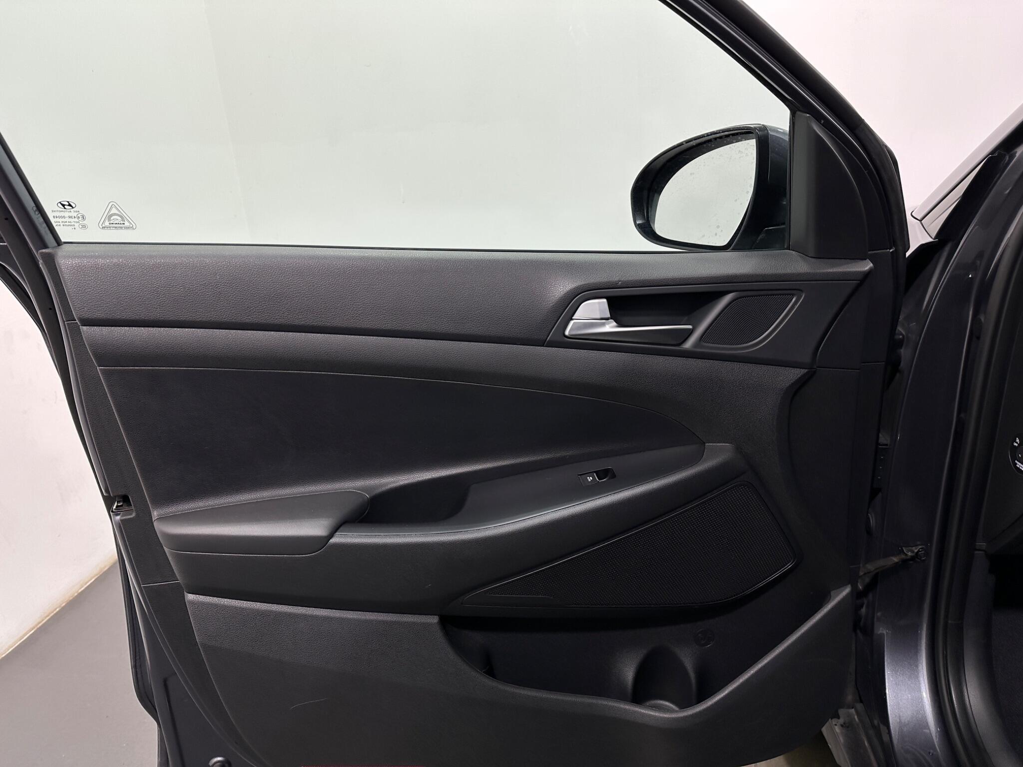 Hyundai Tucson view 36