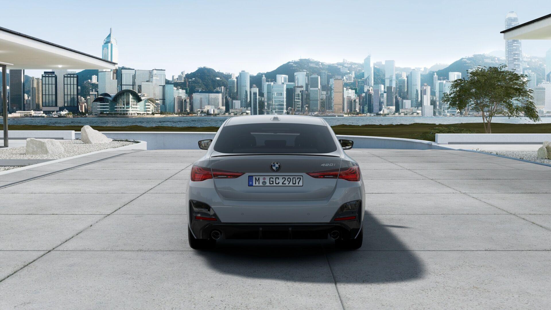 BMW 4 Series view 5