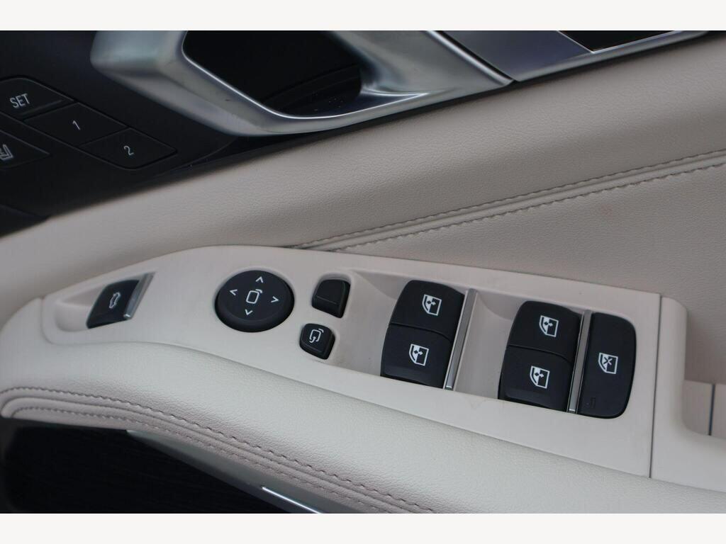 BMW X5 view 23