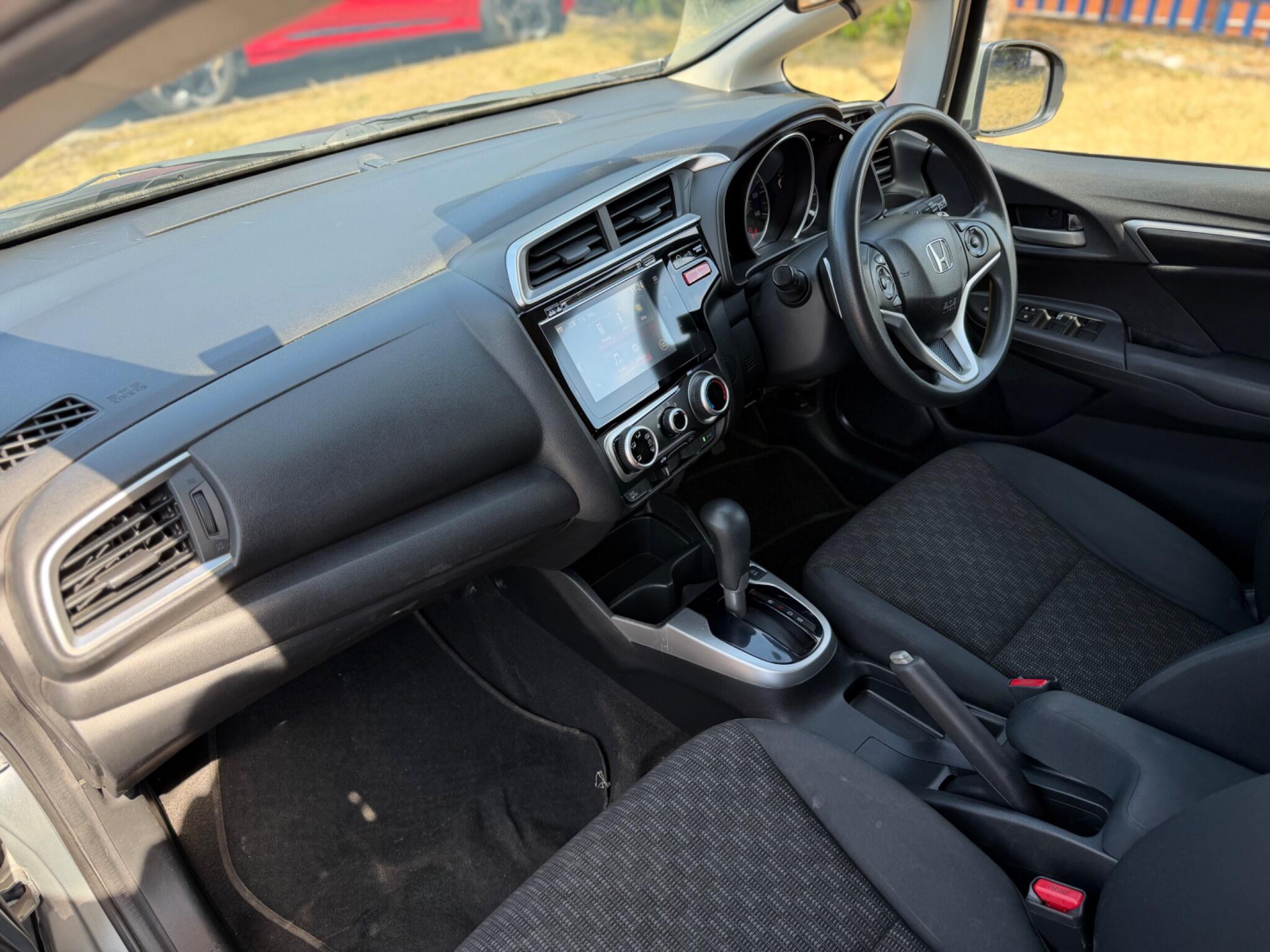 Honda Jazz view 10