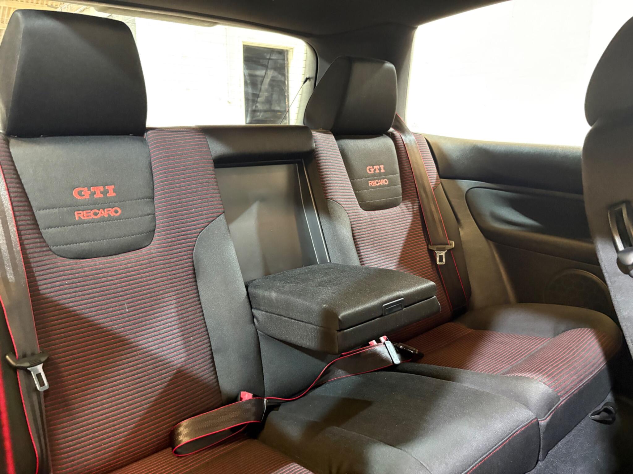 Volkswagen Golf view 24