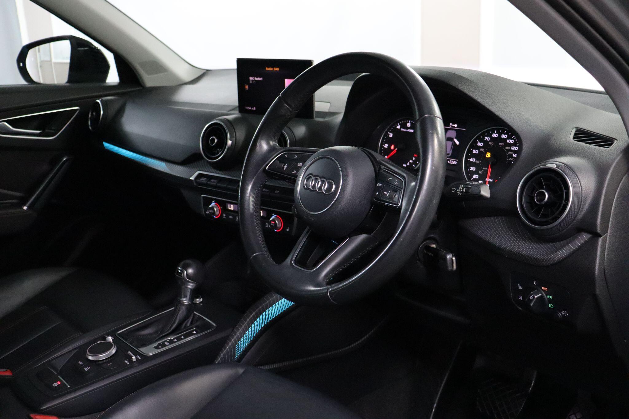 Audi Q2 view 5
