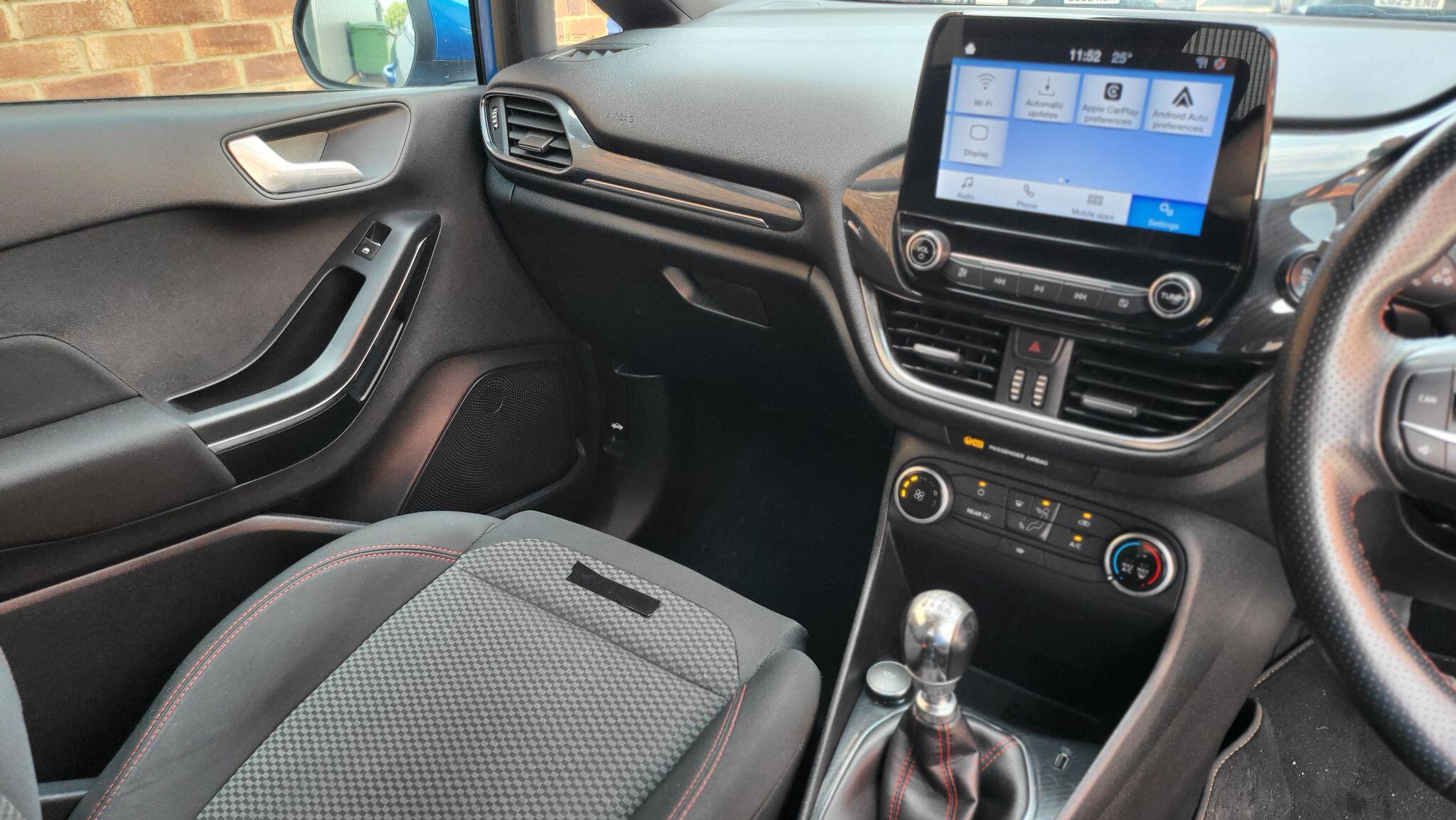 Ford Fiesta view 31