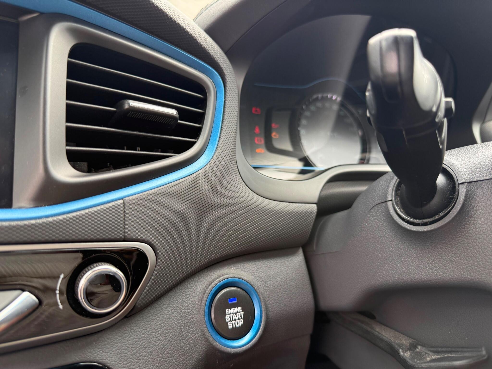 Hyundai Ioniq view 22