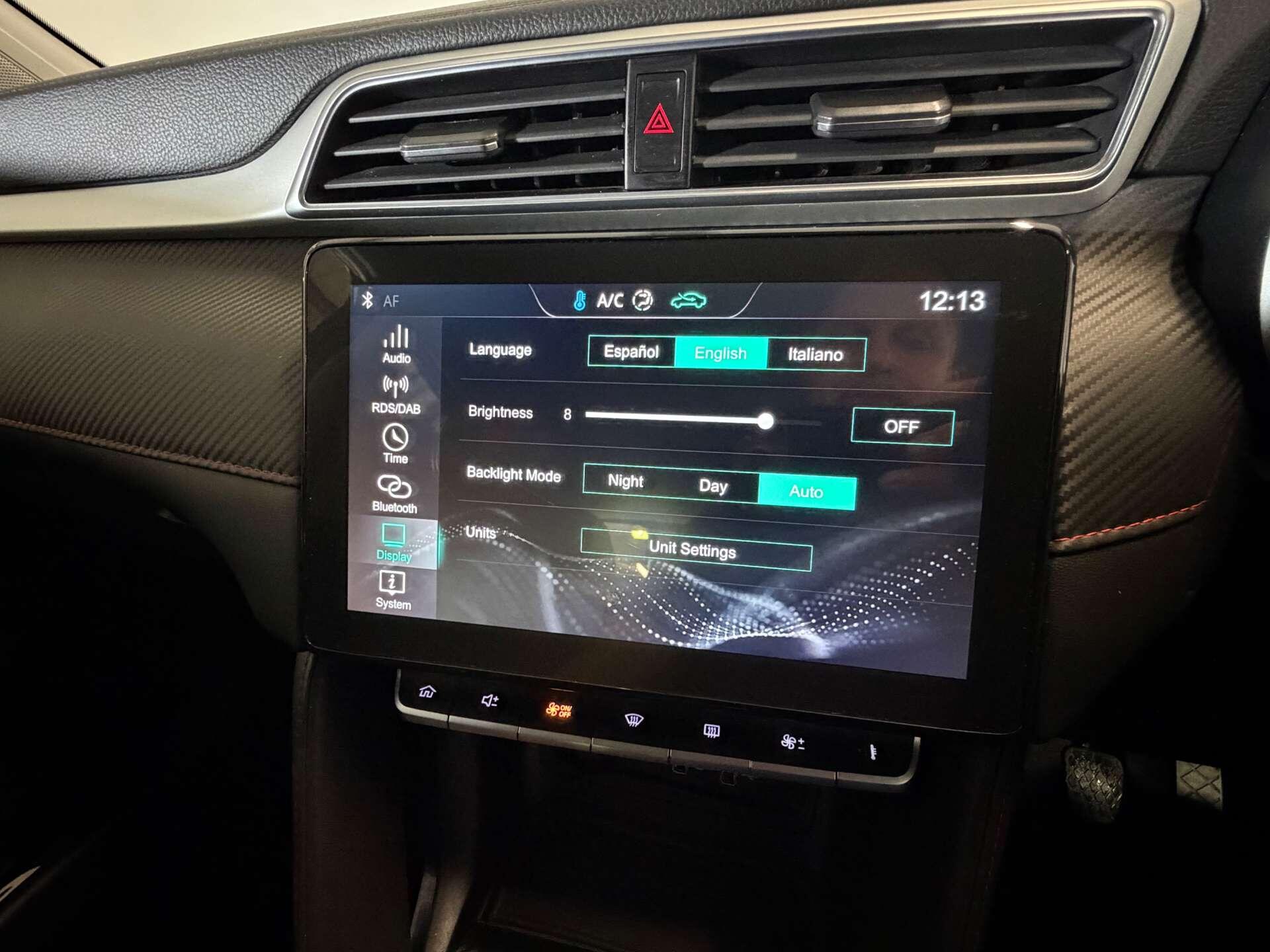 MG ZS view 49