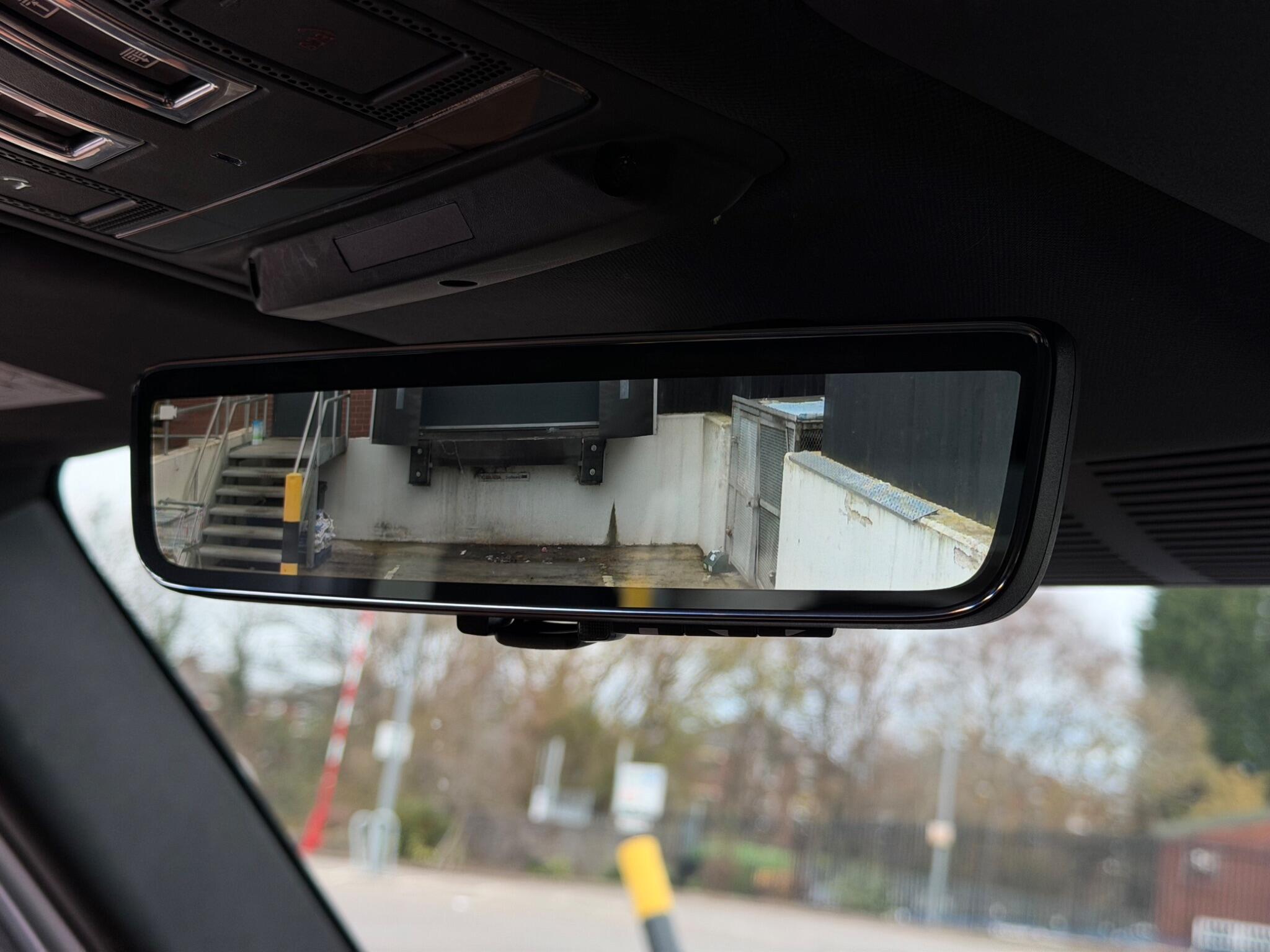 Land Rover Defender view 58