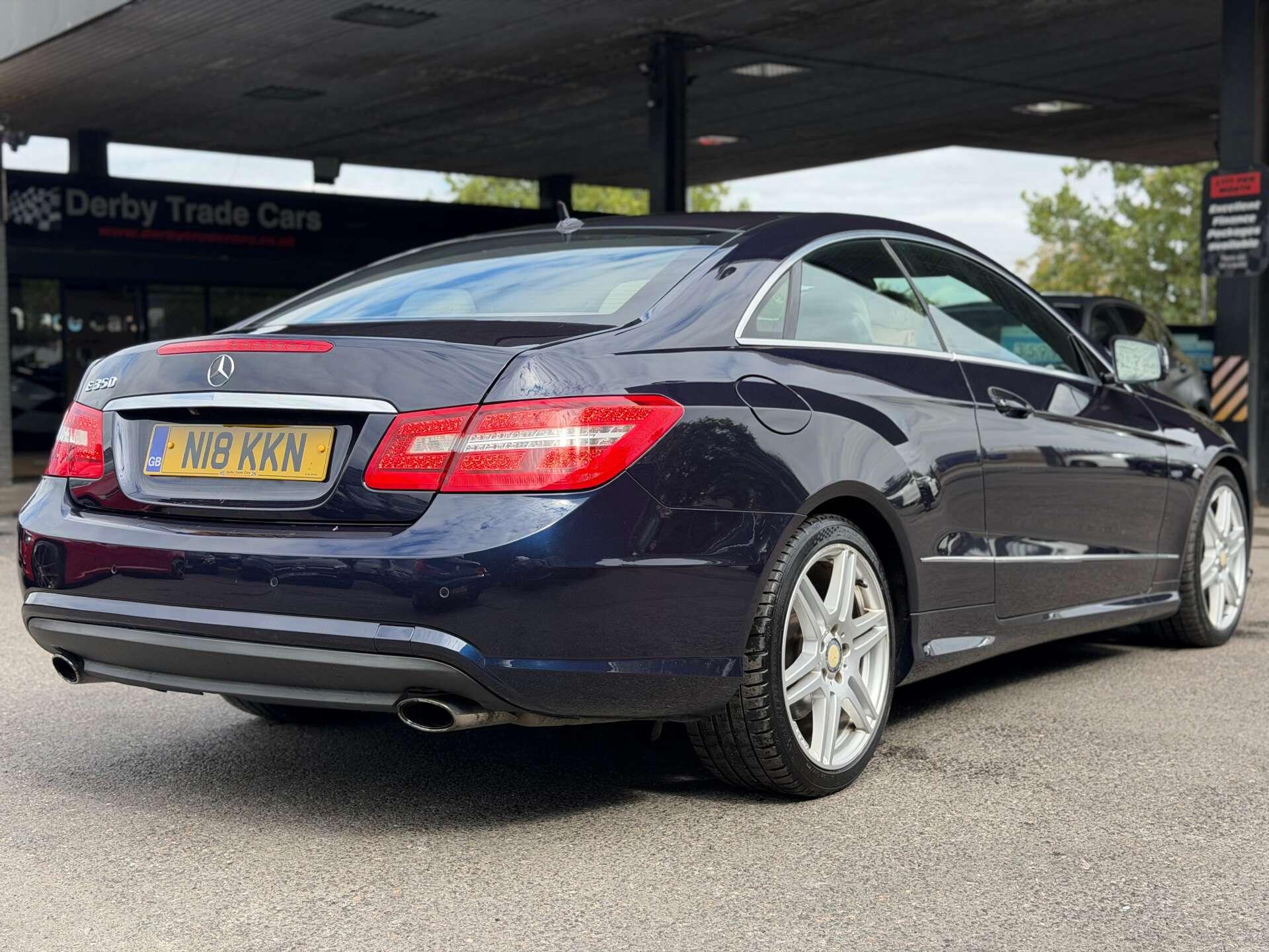 Mercedes-Benz E Class view 2