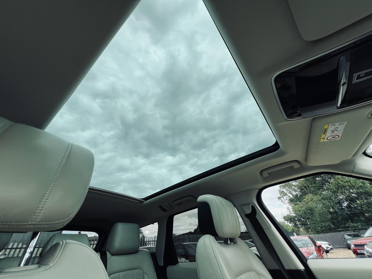 Land Rover Range Rover Sport view 17