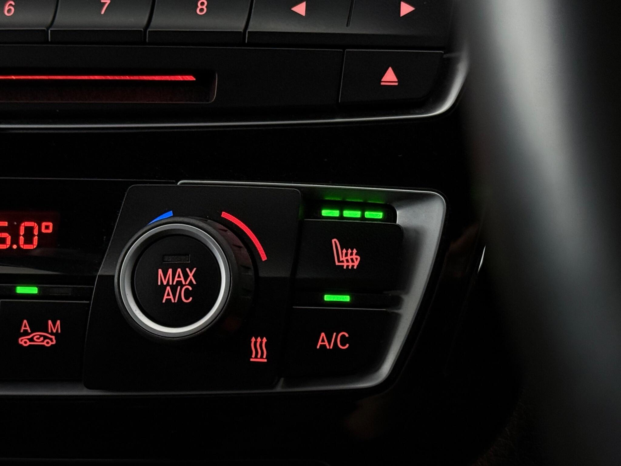 BMW 3 Series view 22