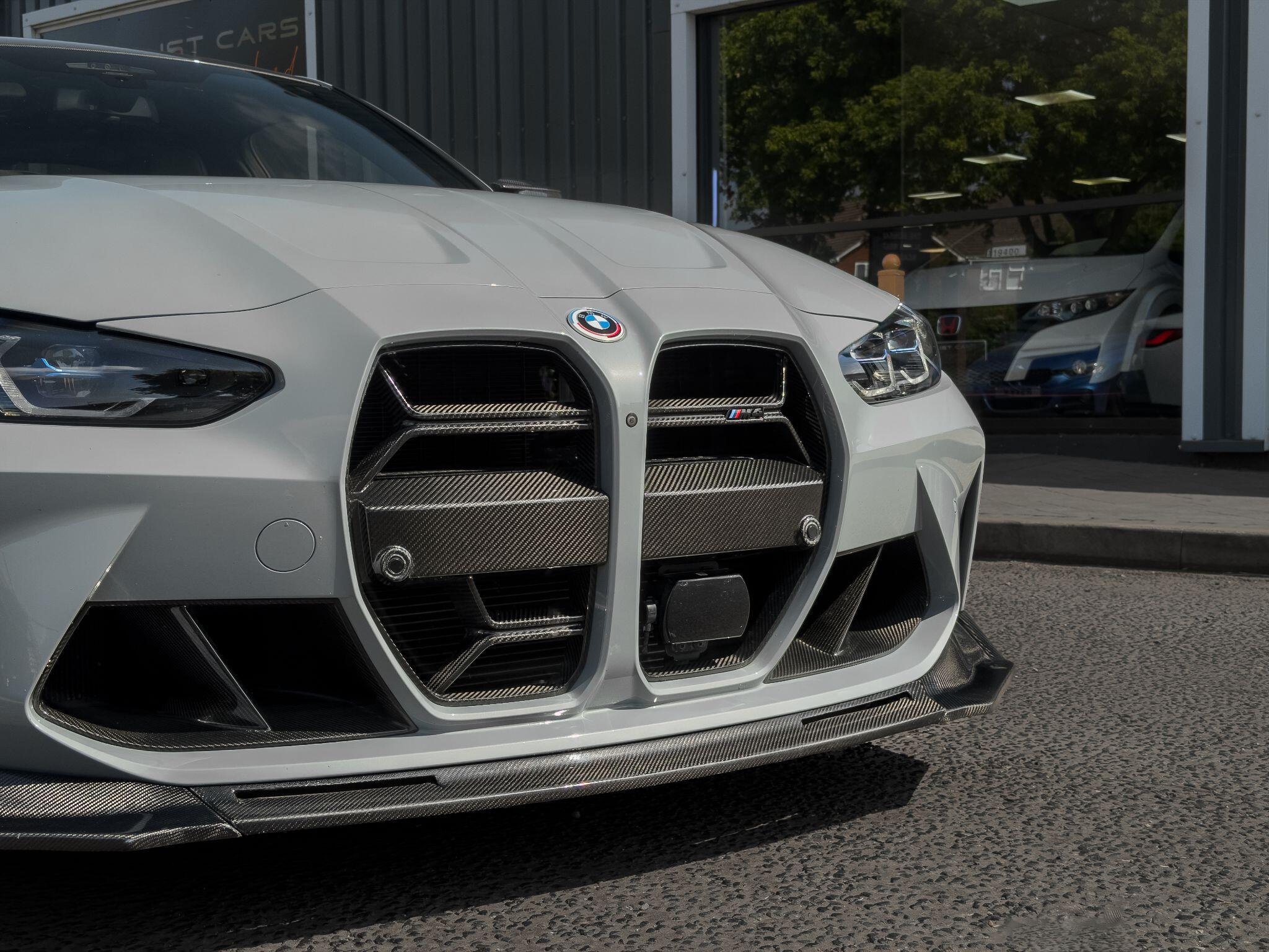 BMW M4 view 5