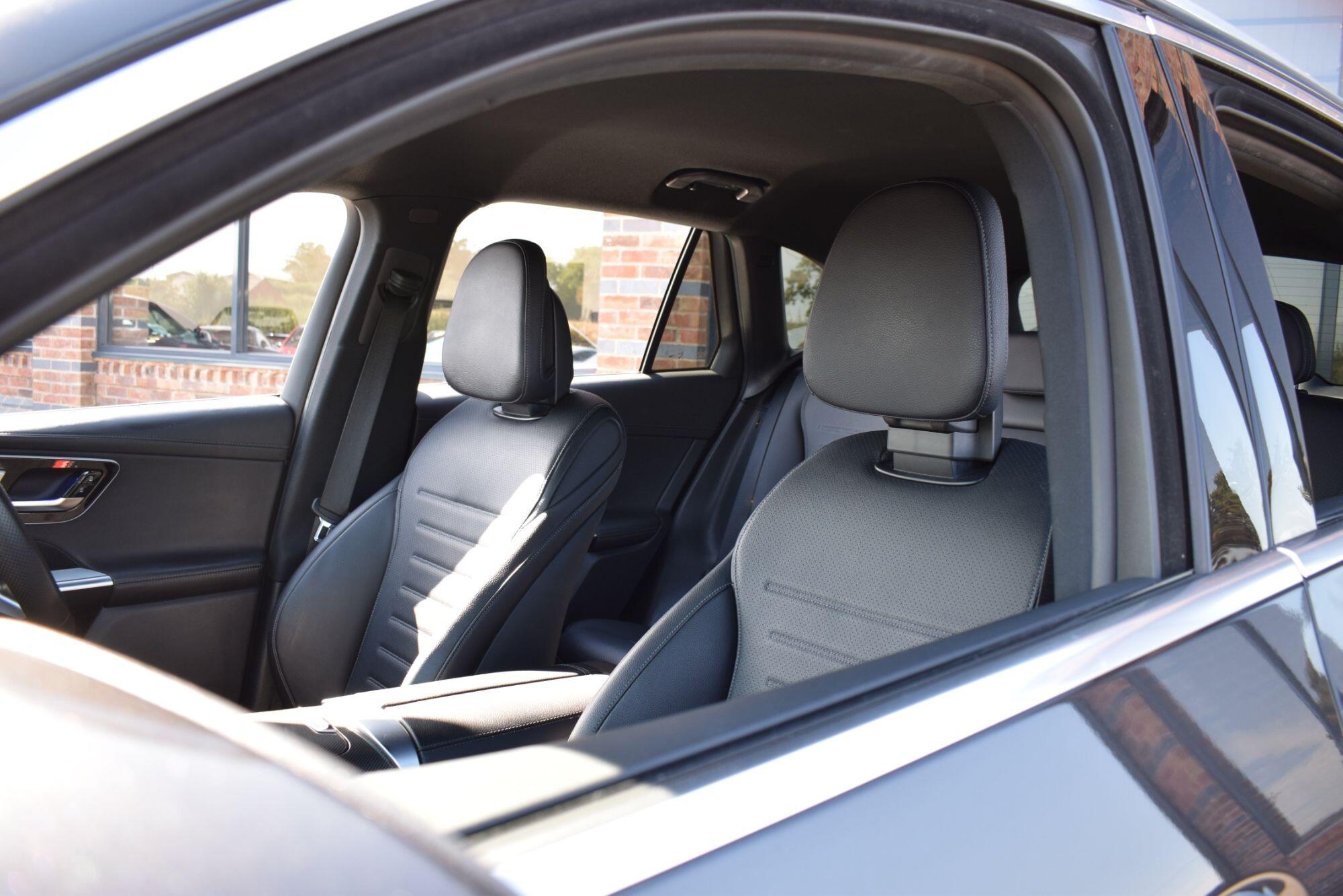 Mercedes-Benz GLC view 28