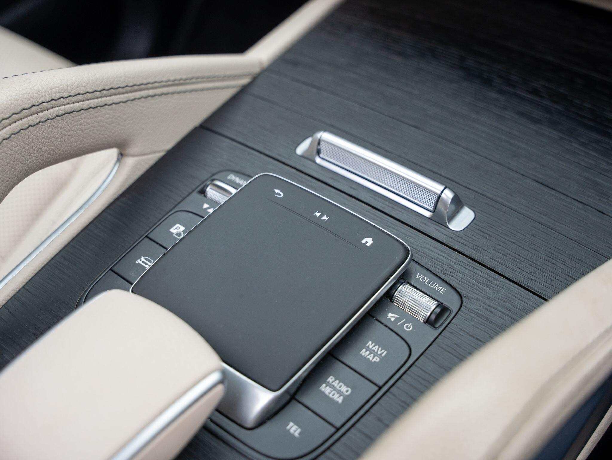 Mercedes-Benz GLE view 18