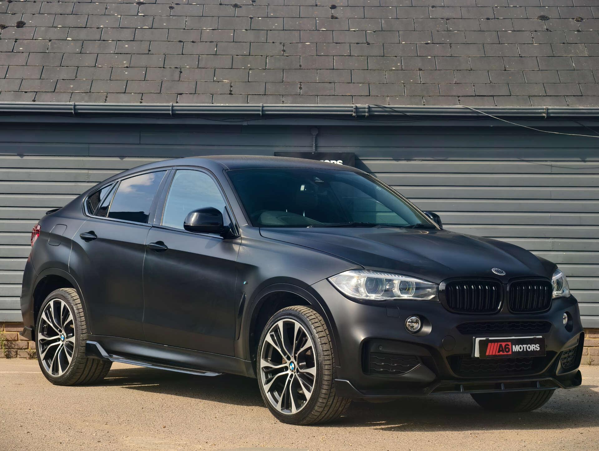 BMW X6 view 3