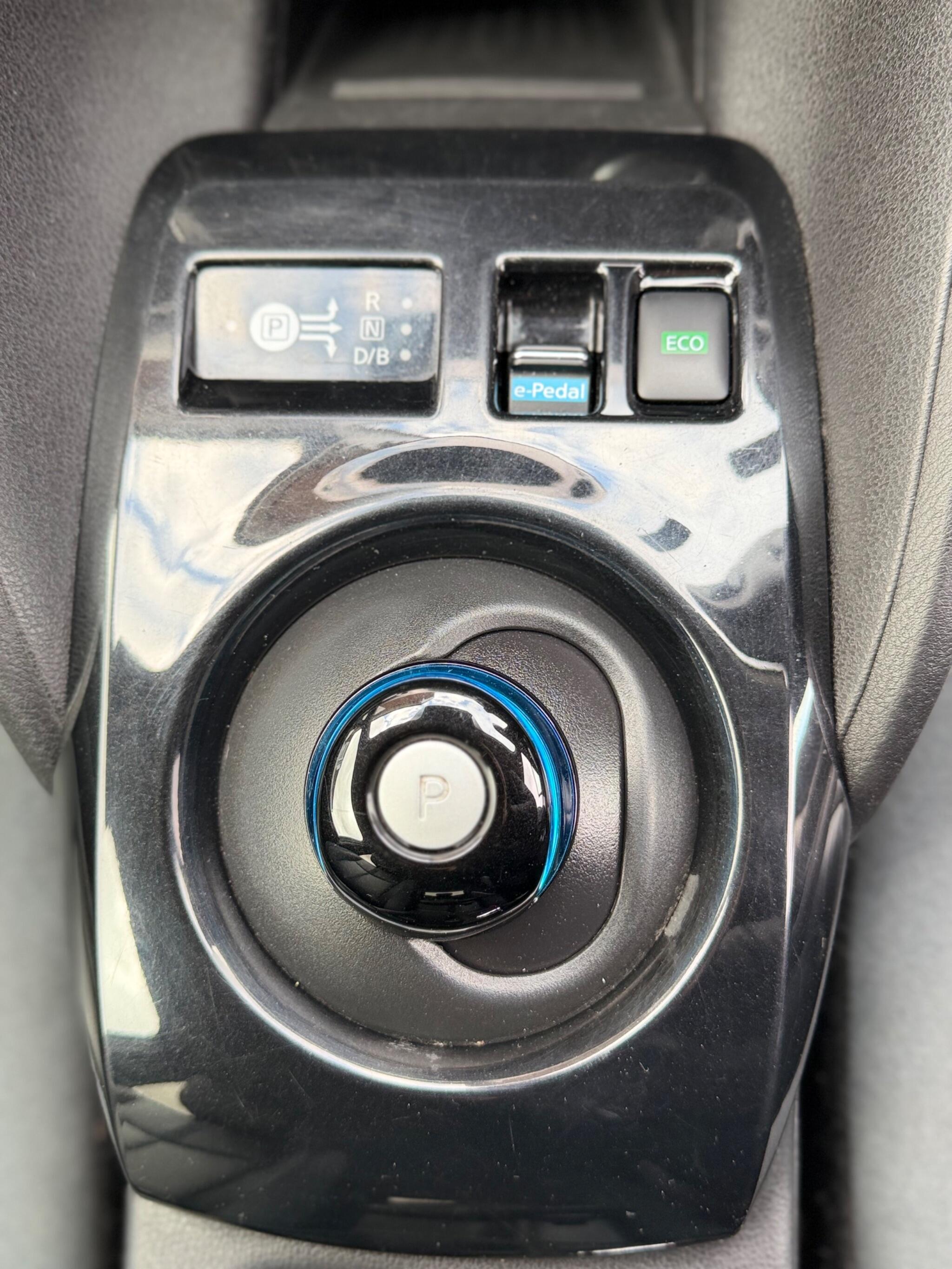 Nissan Leaf view 18