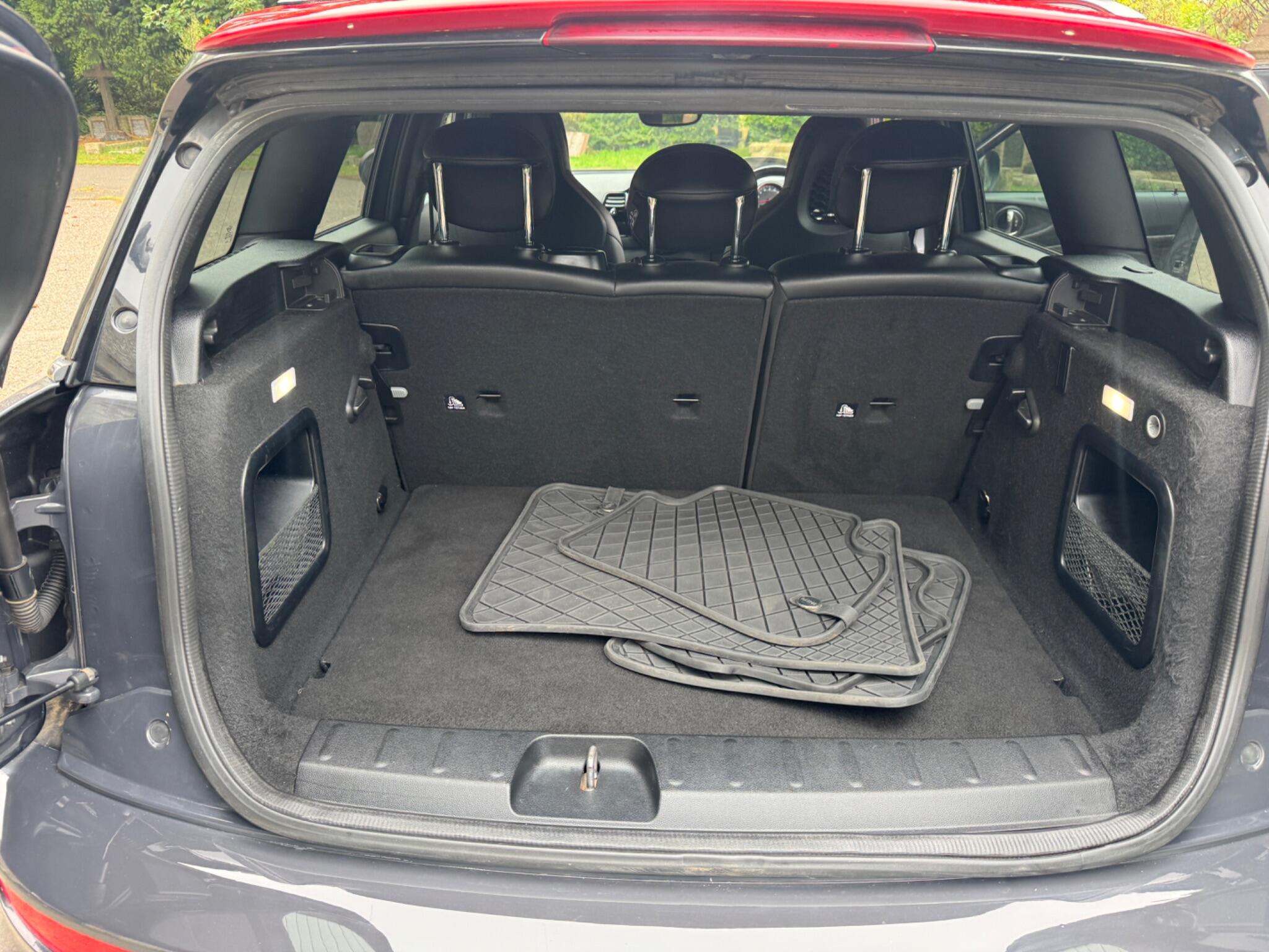 Mini Clubman view 53