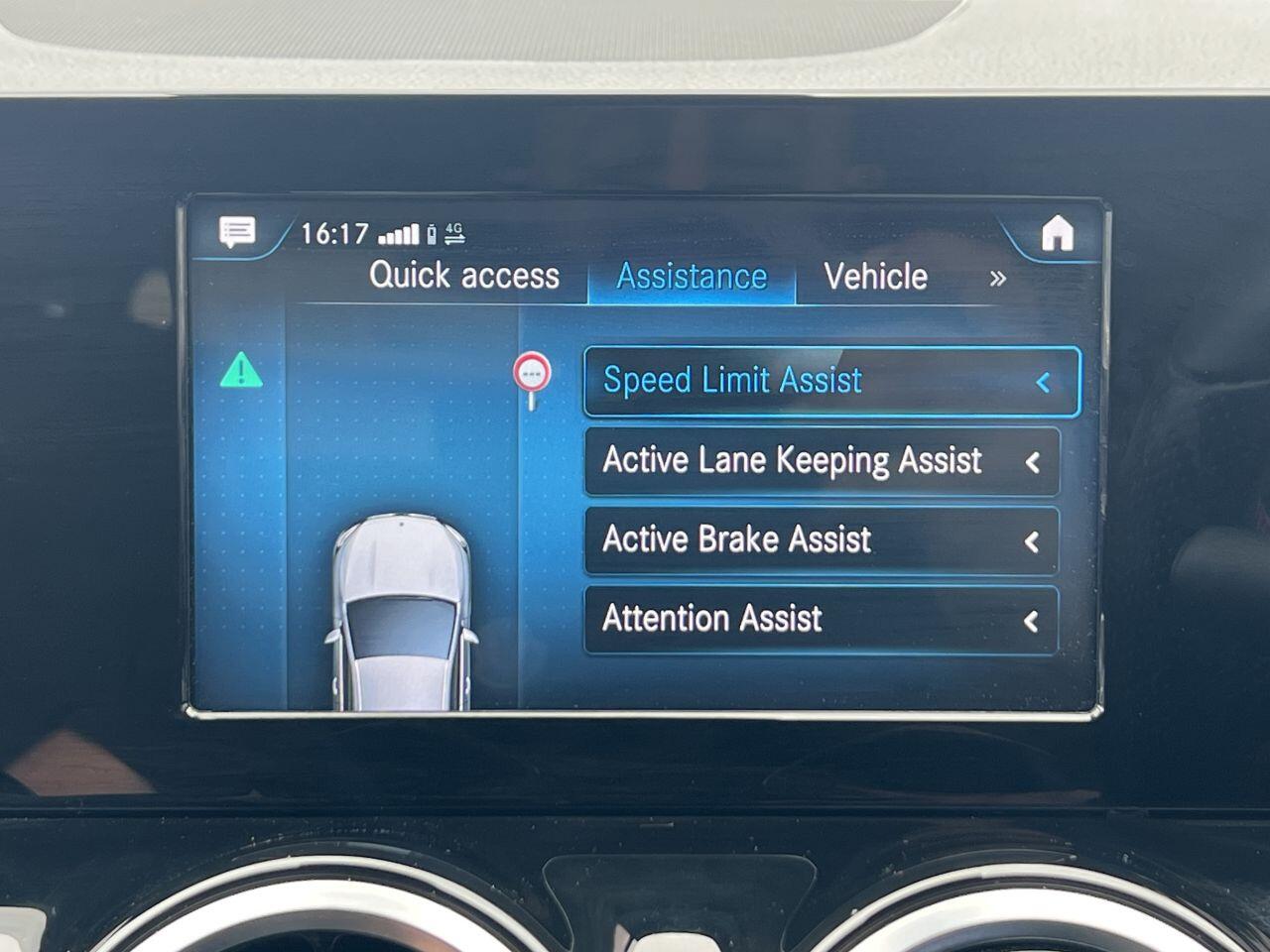 Mercedes-Benz Gla view 45