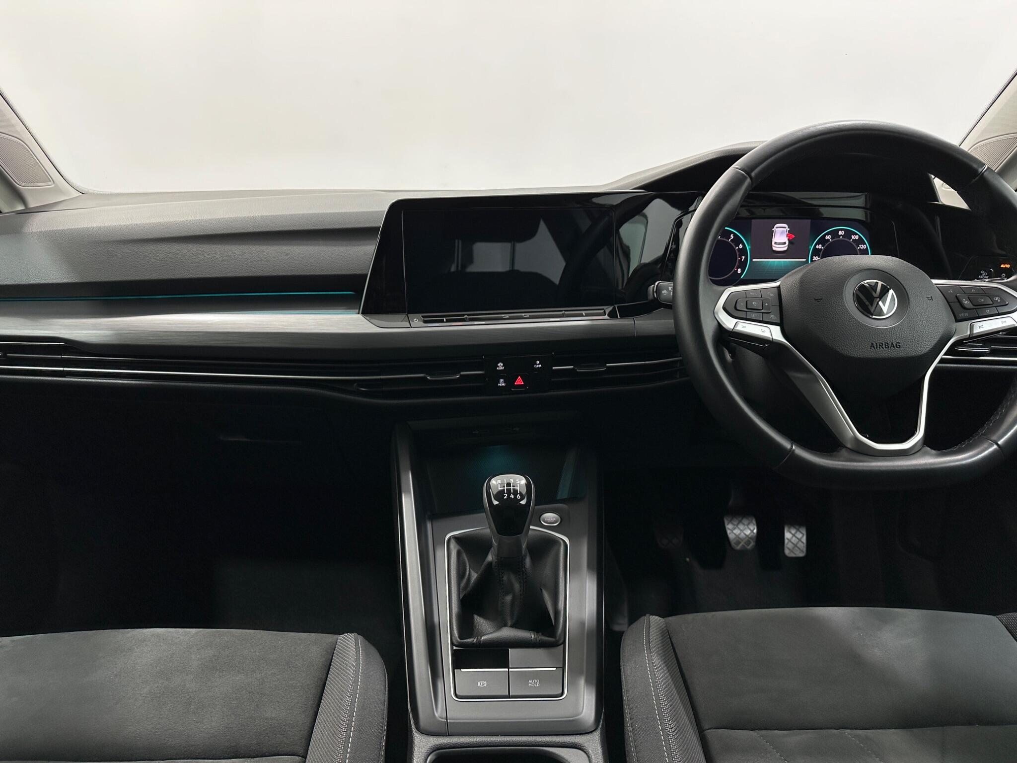 Volkswagen Golf view 20