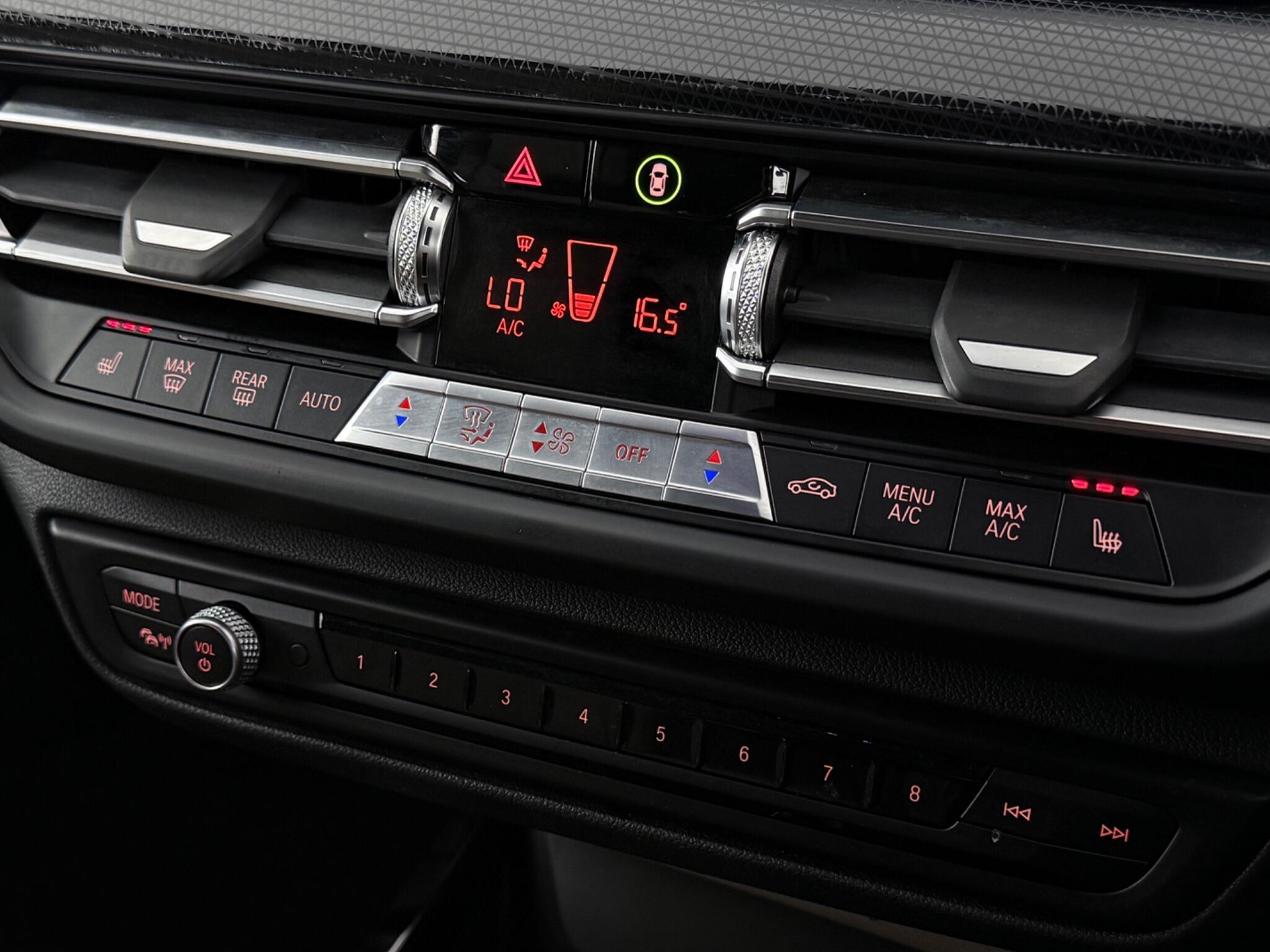 BMW 2 Series view 21