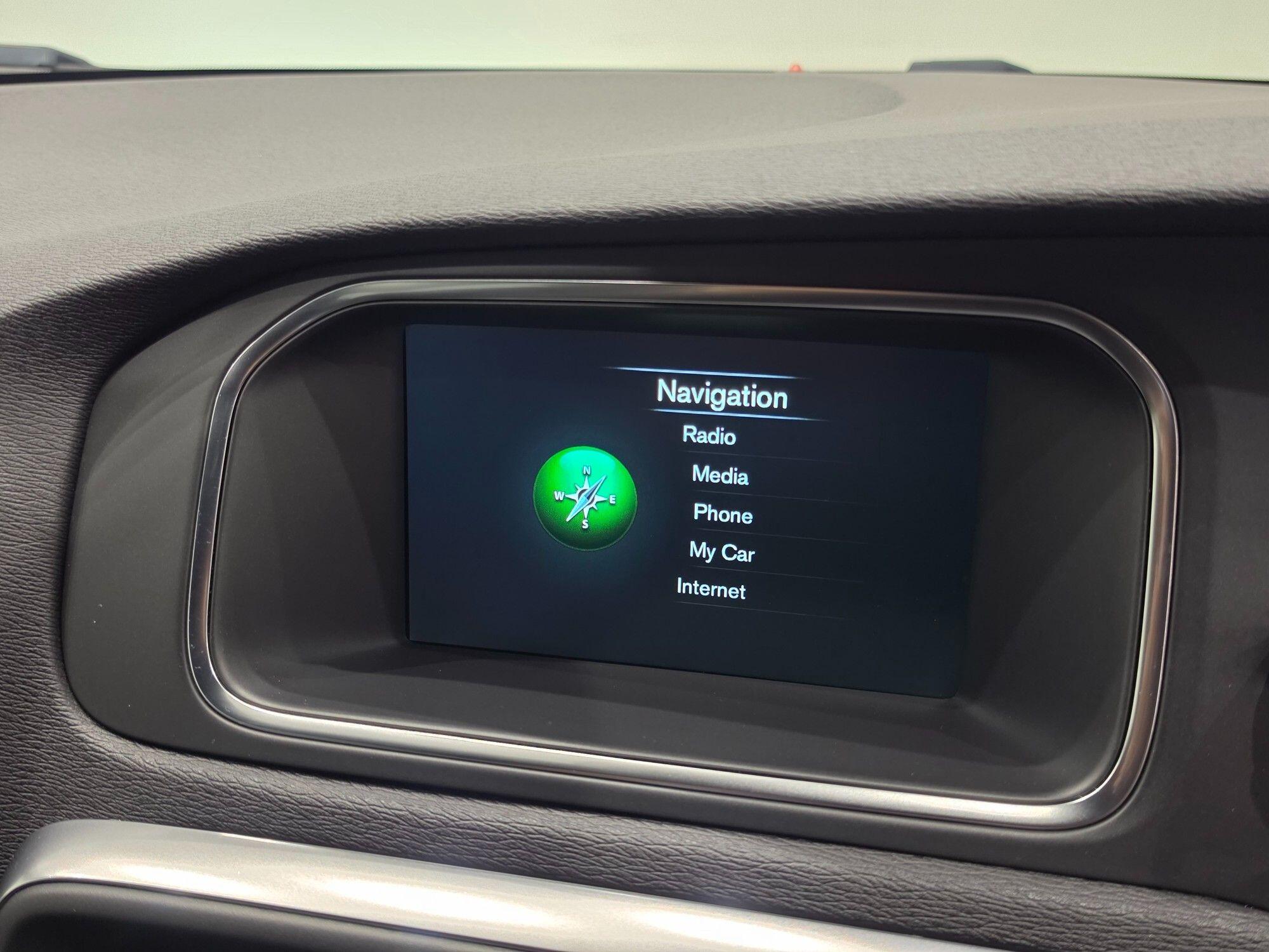 Volvo V40 view 30