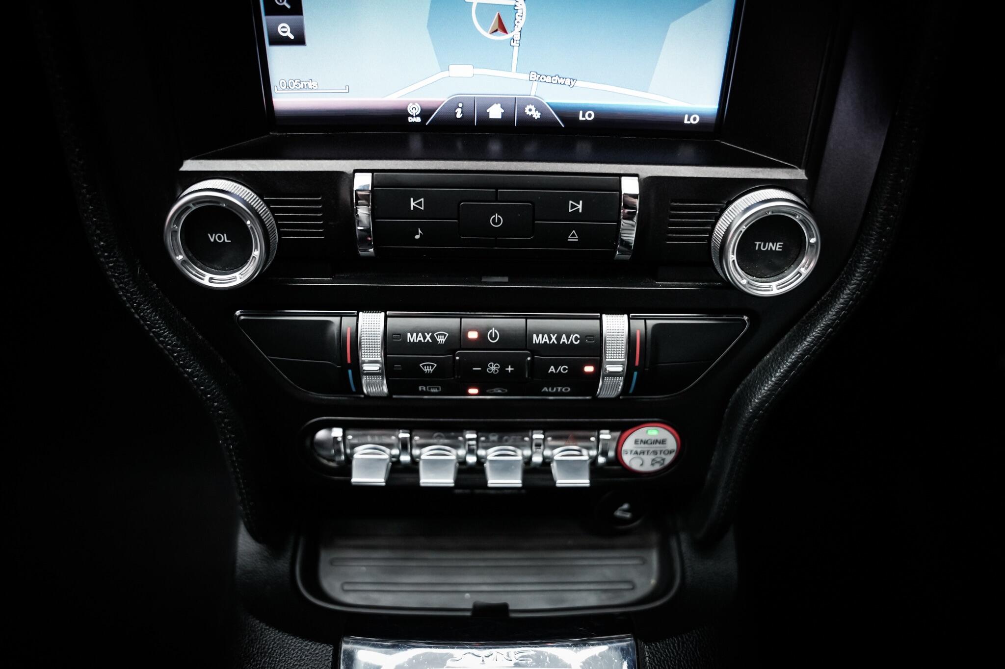 Ford Mustang view 7