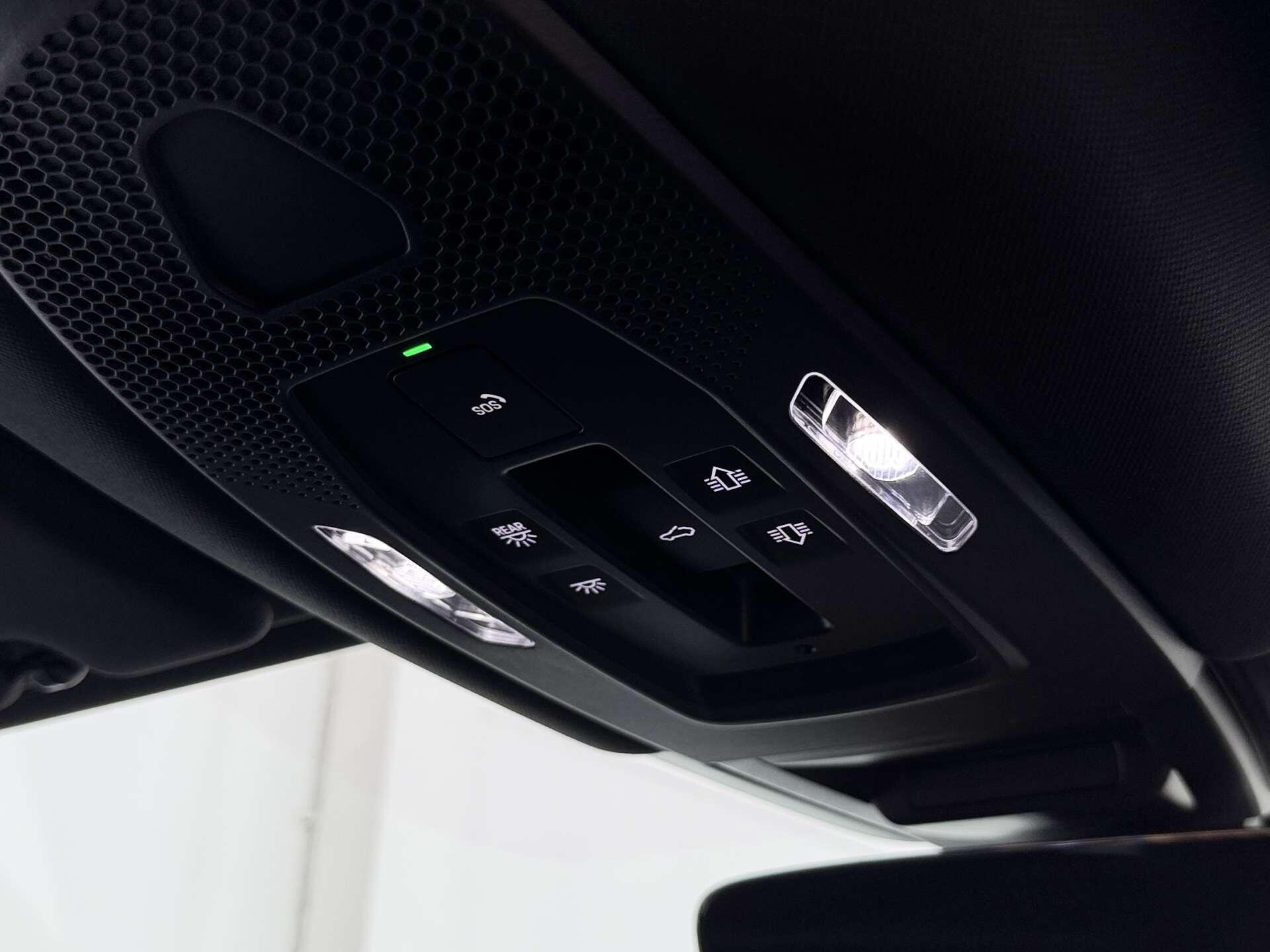 Porsche Cayenne view 38