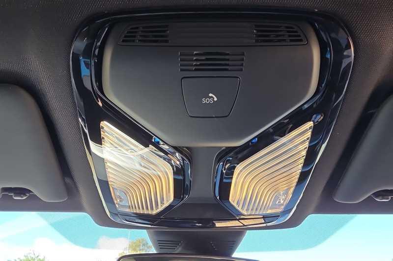BMW 3 Series view 35