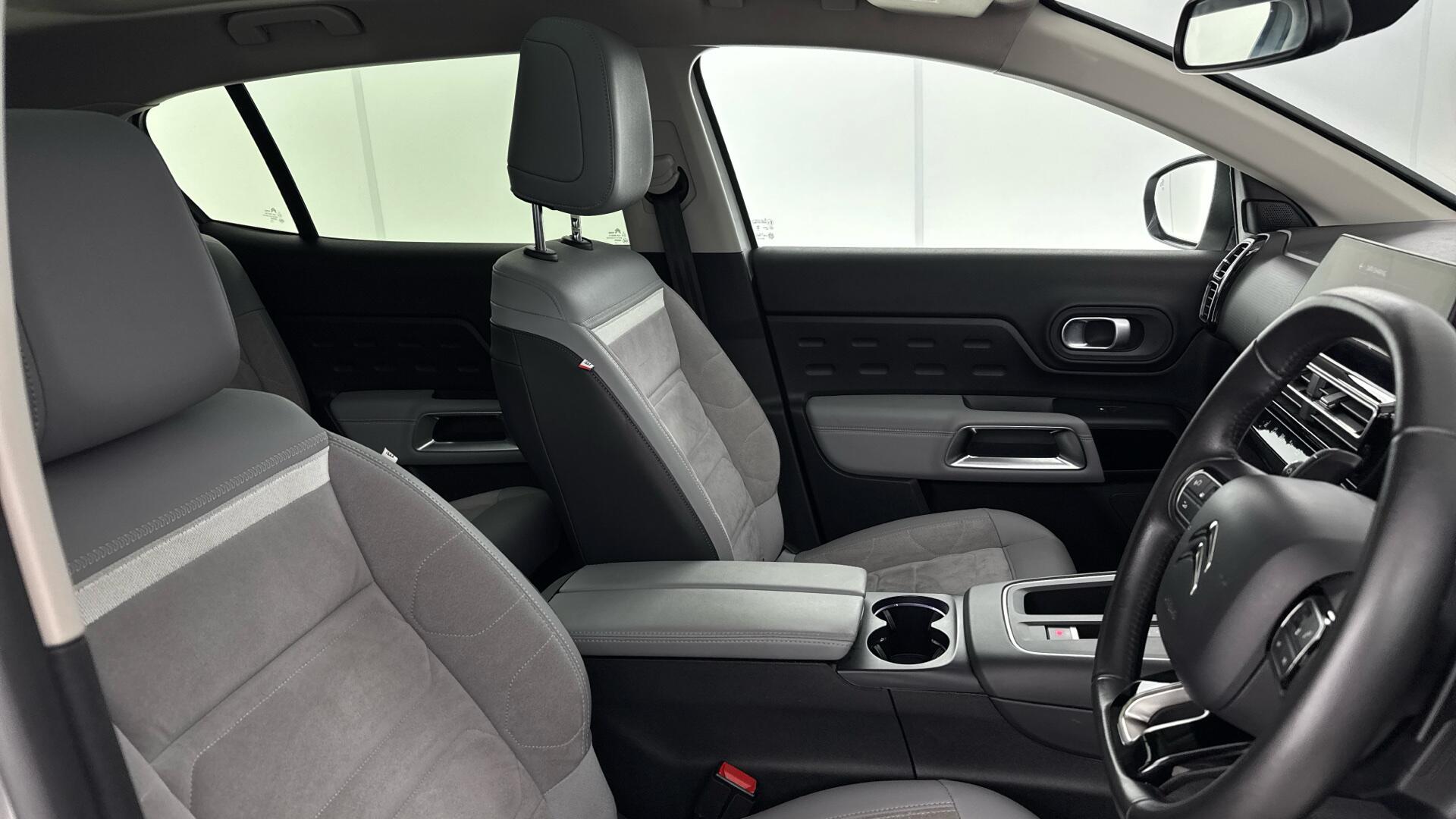 Citroen C5 Aircross view 16