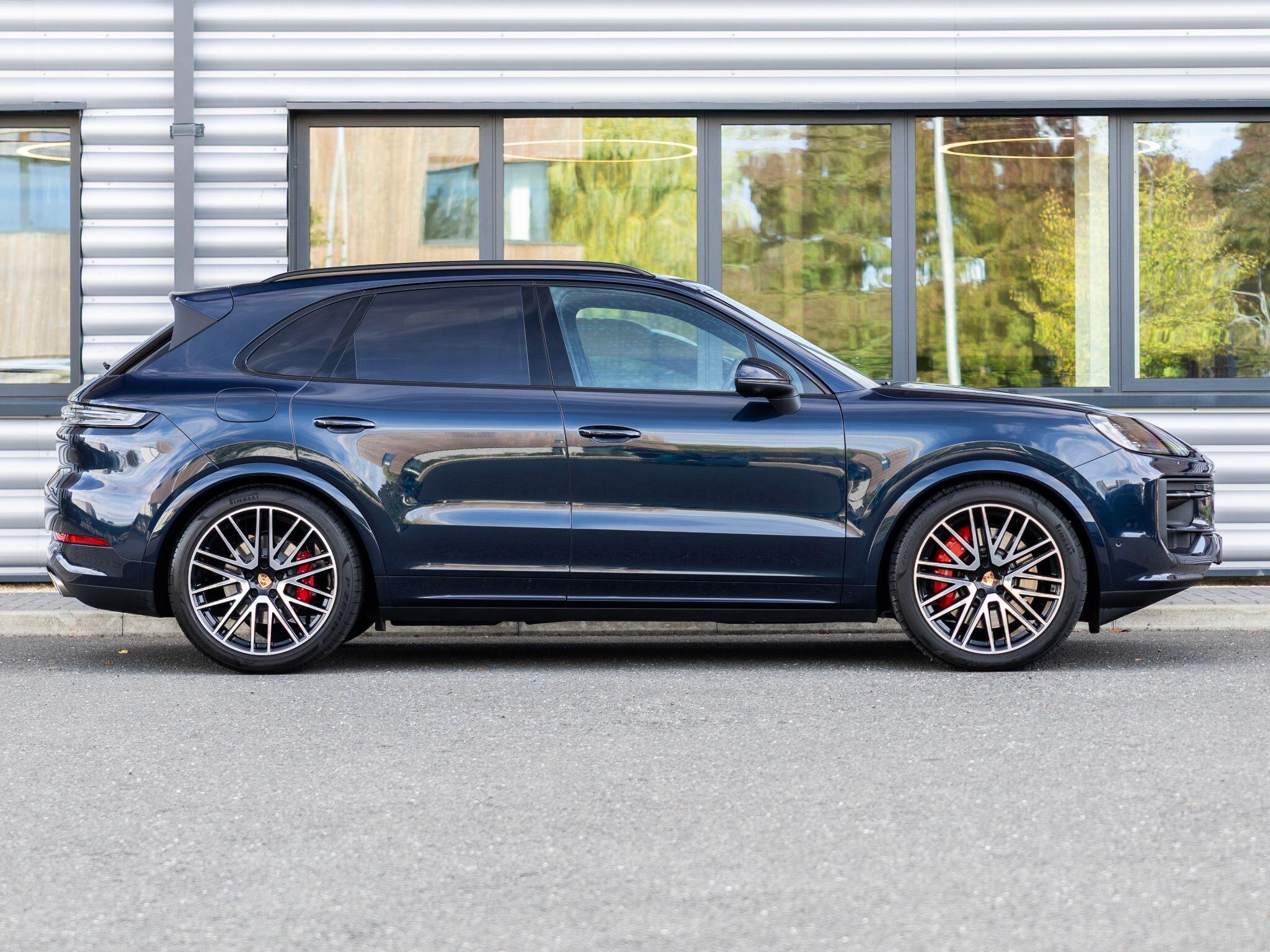Porsche Cayenne view 2