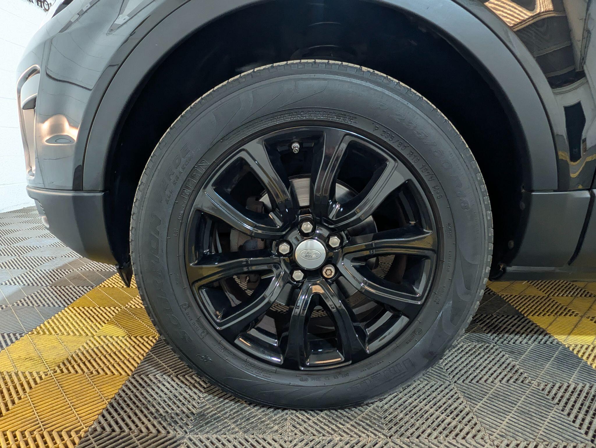 Land Rover Range Rover Evoque view 64