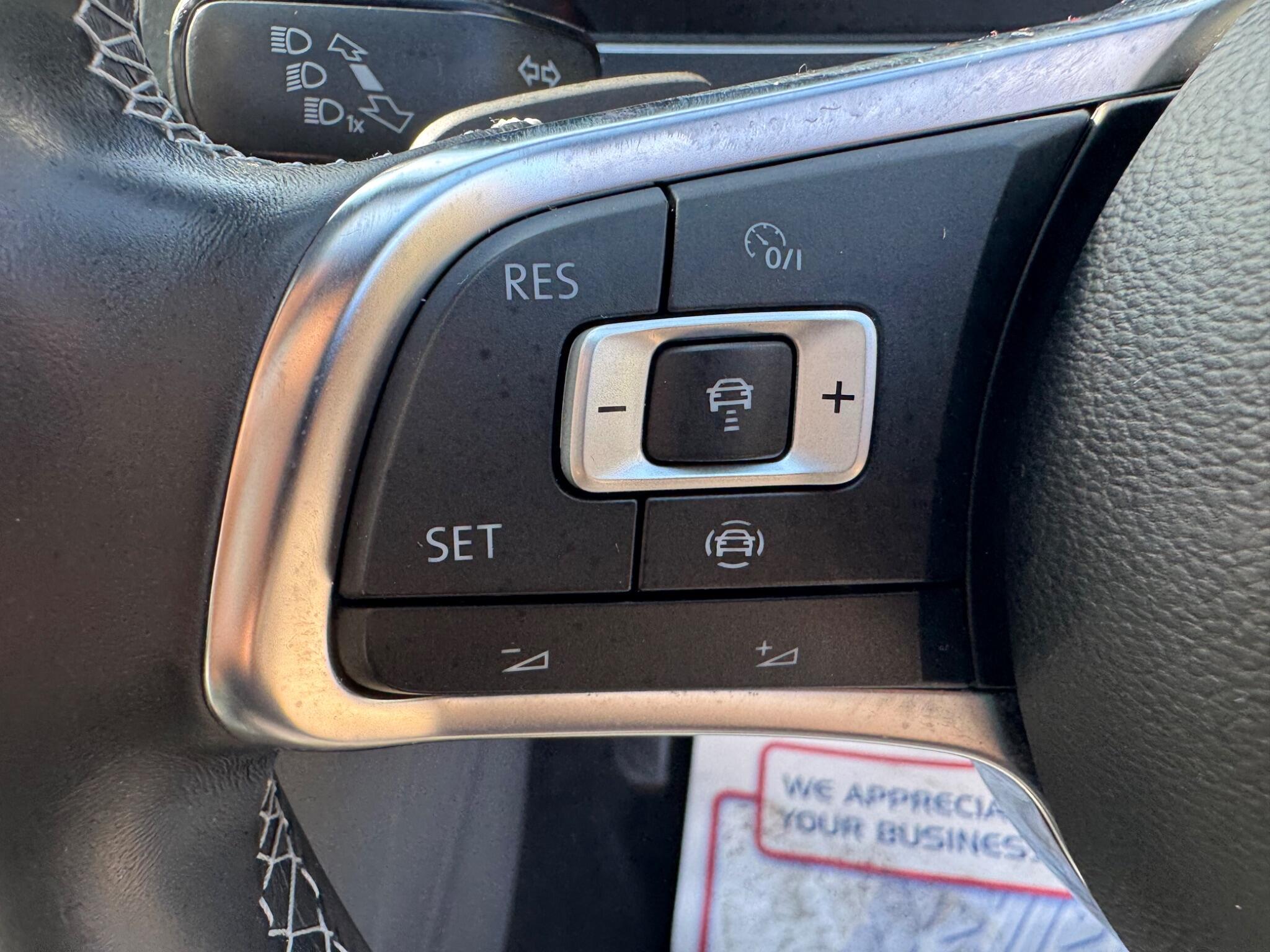Volkswagen Tiguan view 26