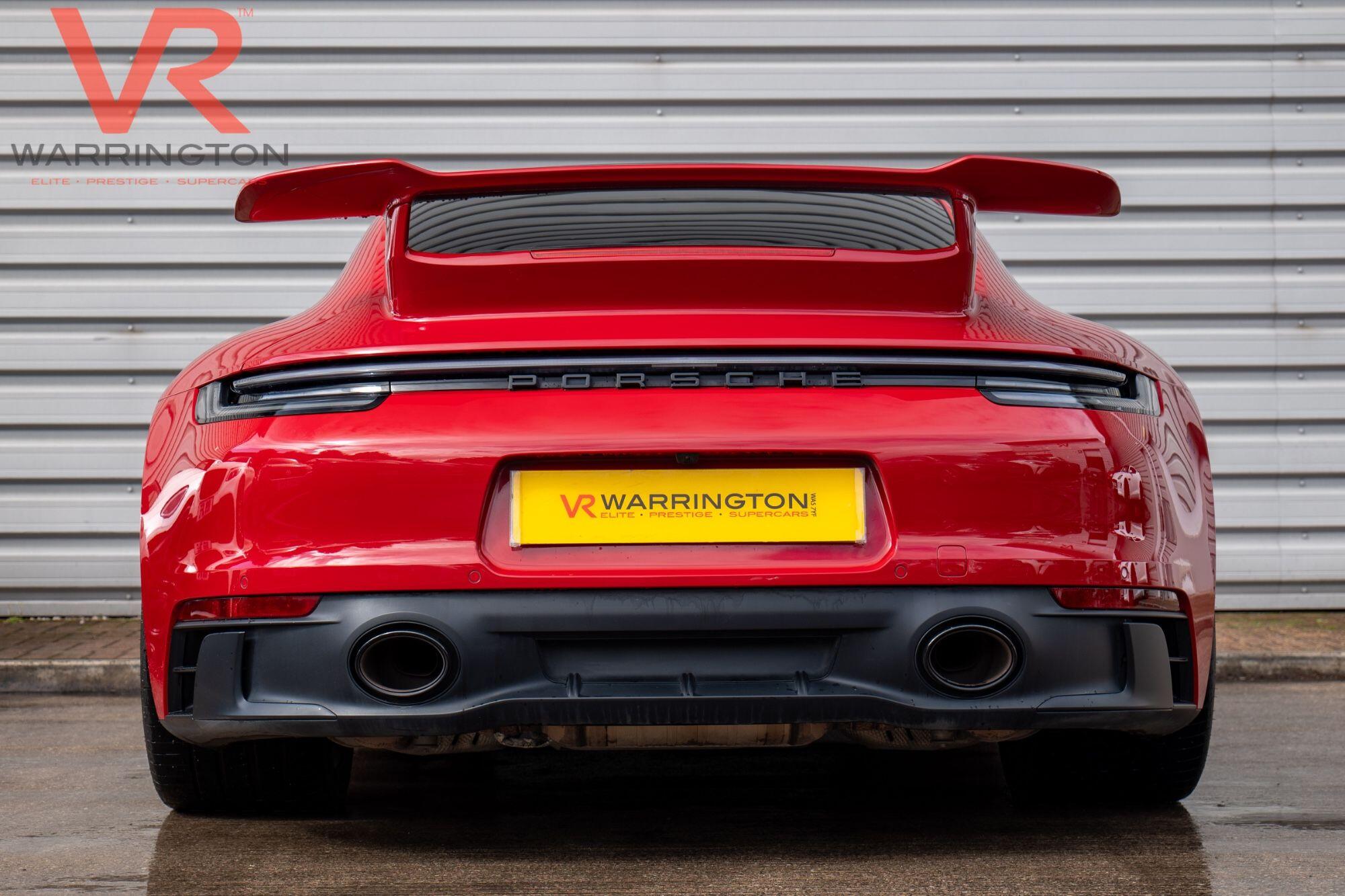 Porsche 911 view 14