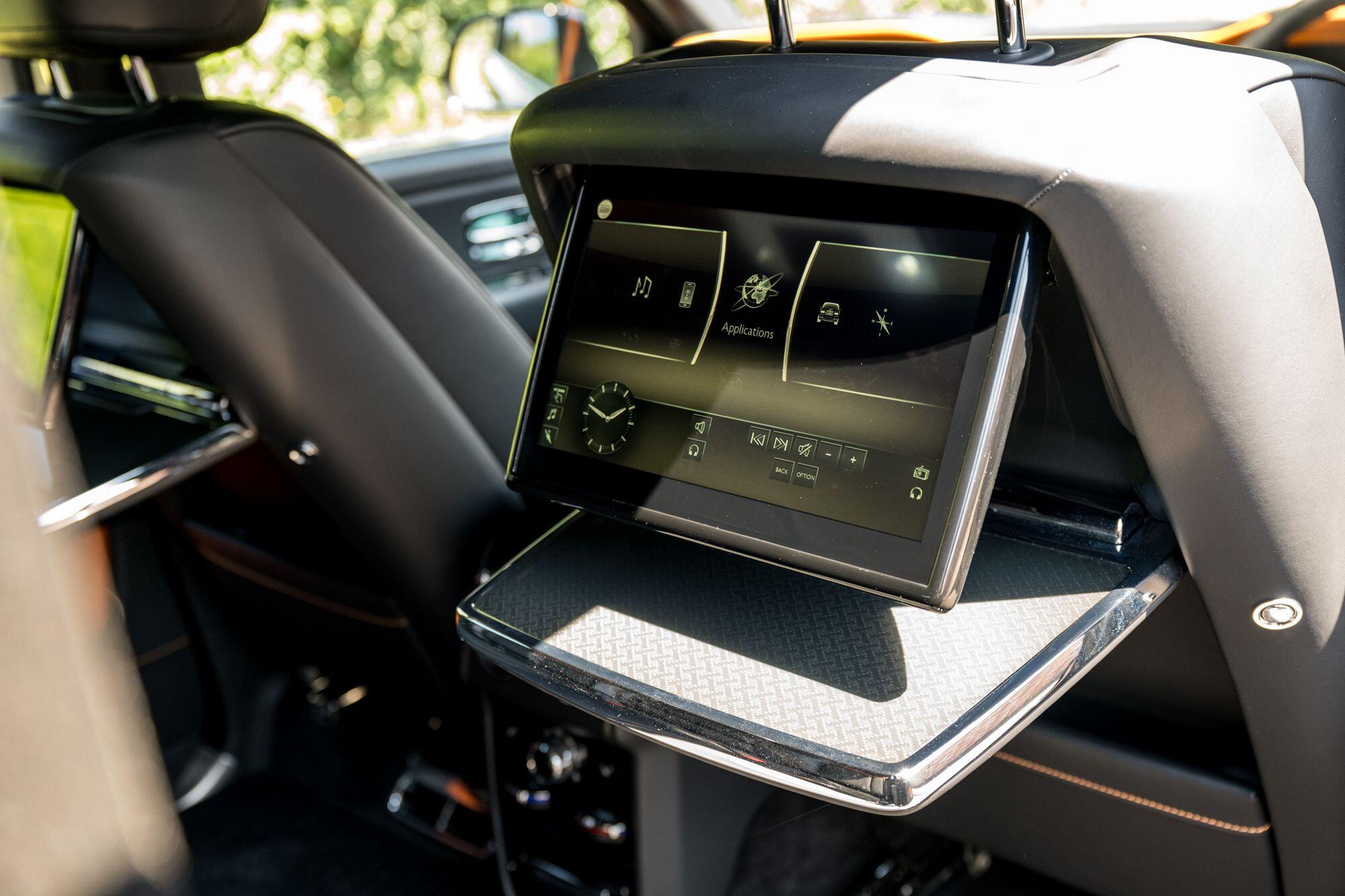 Rolls-Royce Cullinan view 61