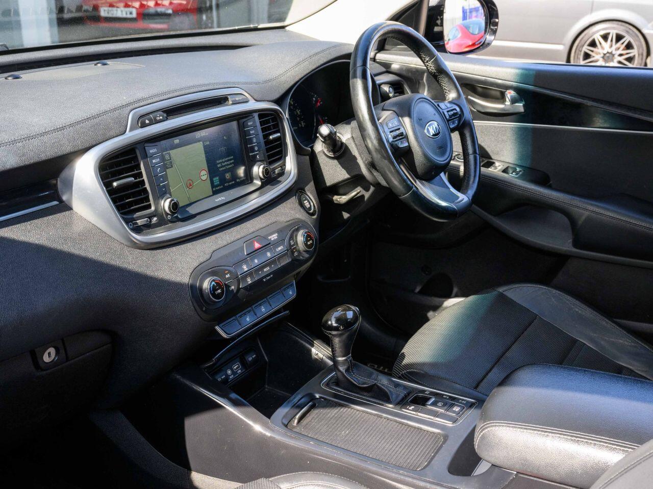 Kia Sorento view 19