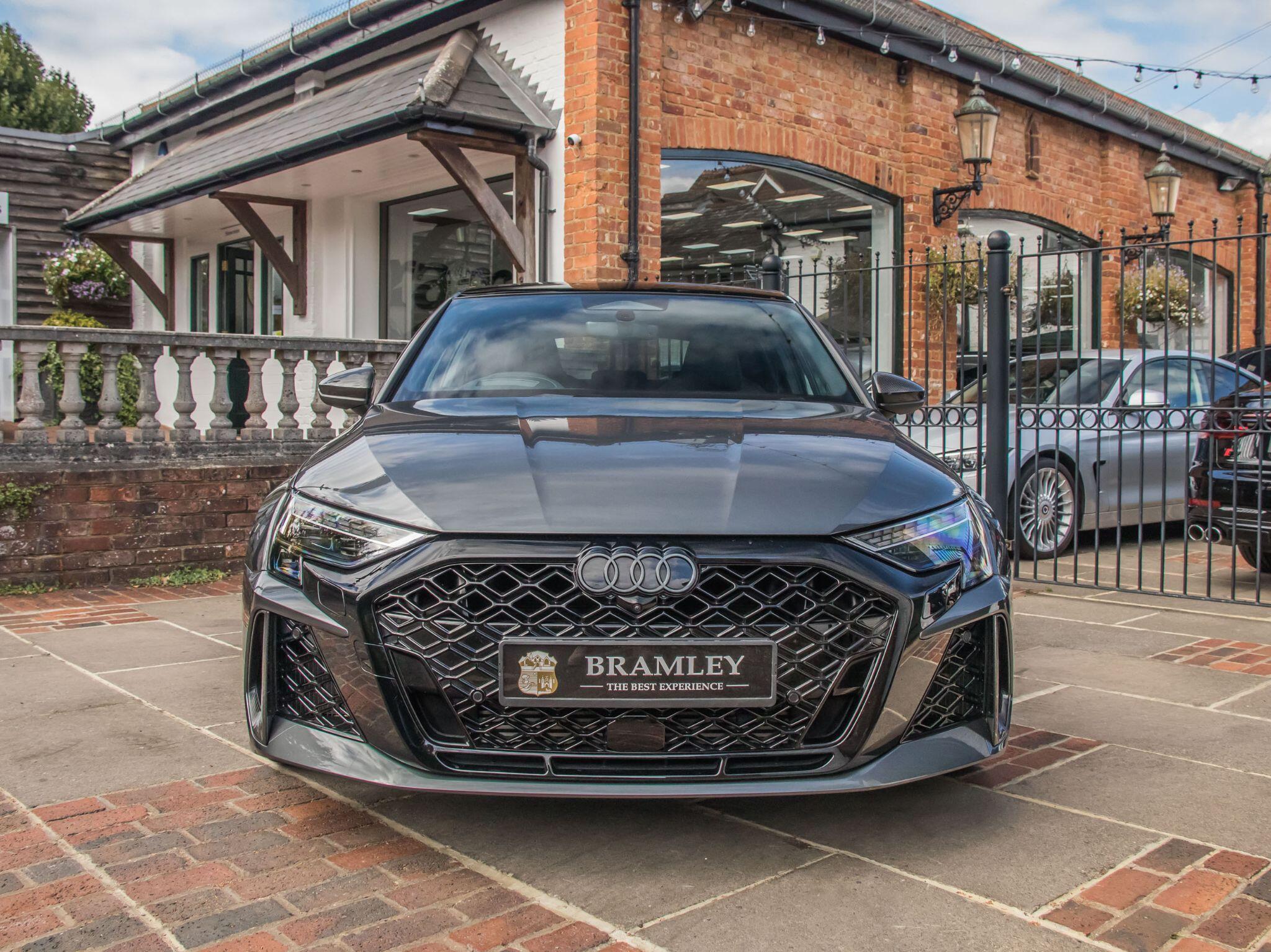 Audi RS3 view 5