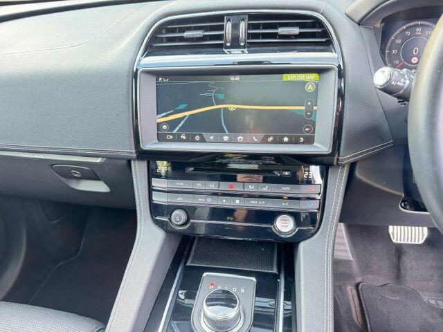 Jaguar F-Pace view 33